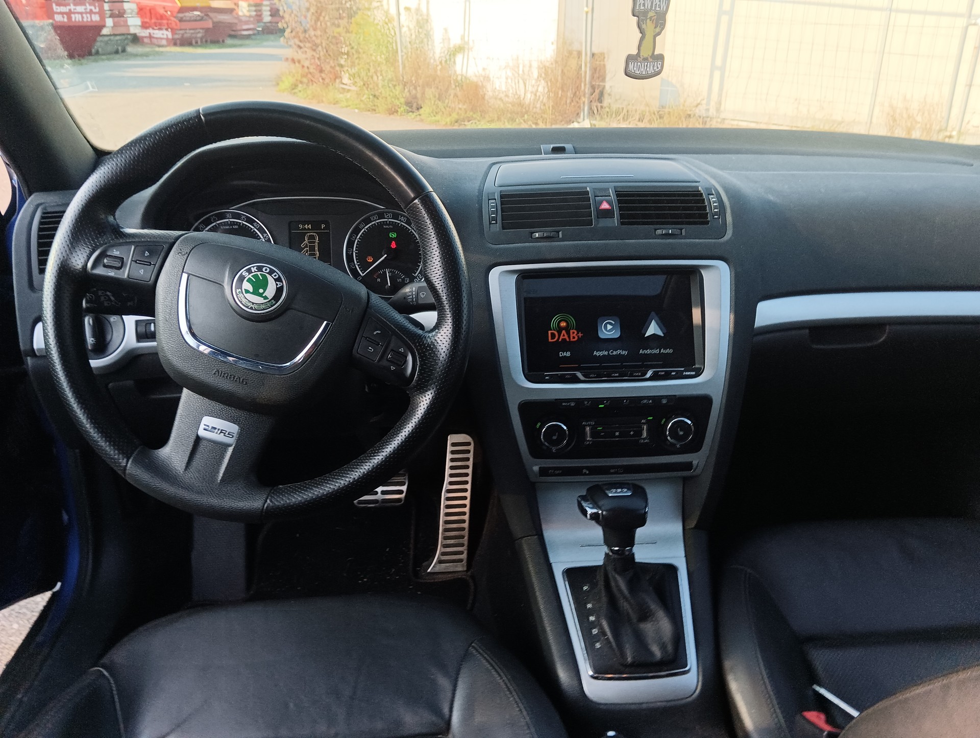 SKODA Octavia Combi 2.0 TDI RS DSG-image-7