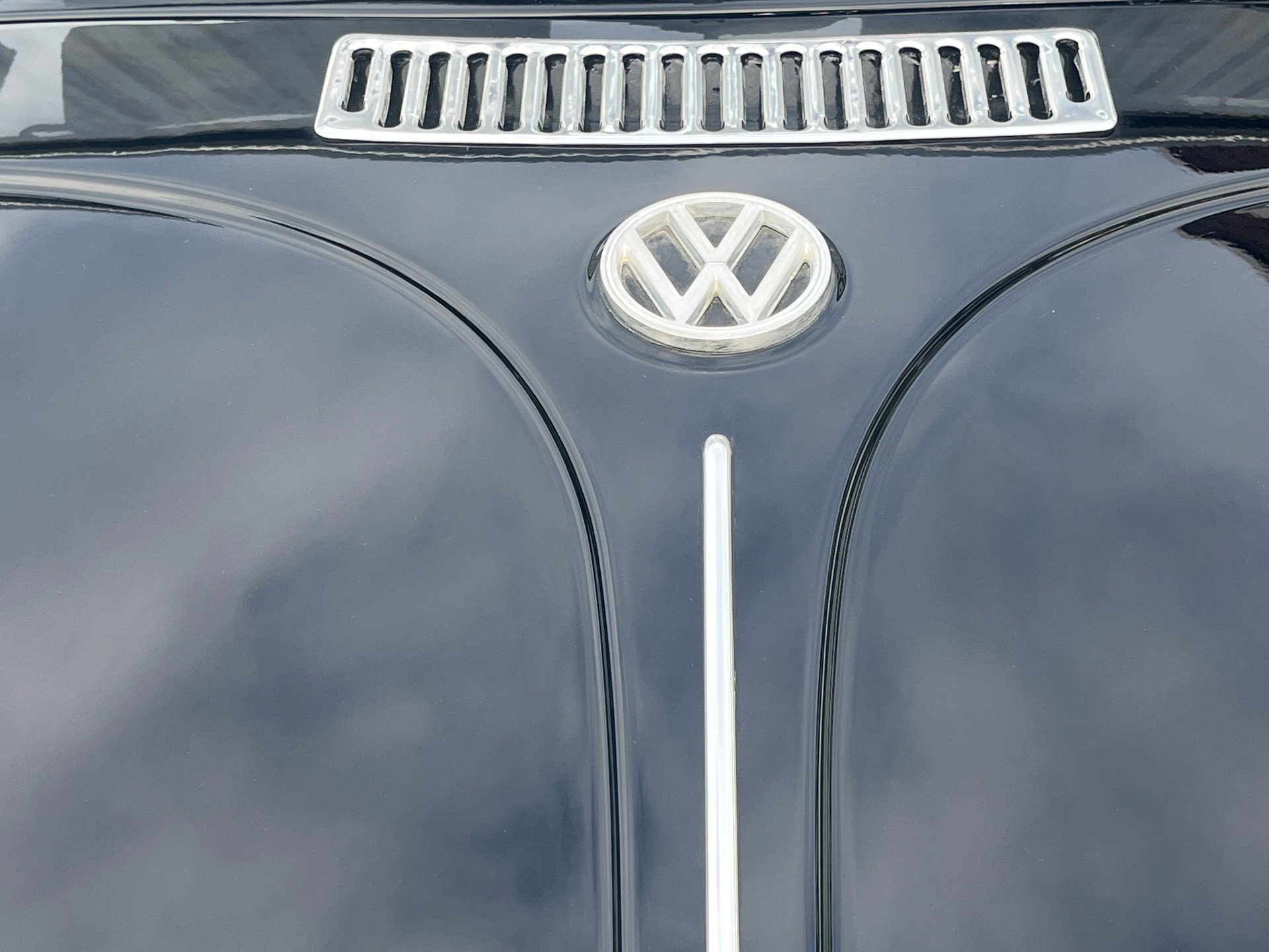 VW 1302 LS Cabriolet-image-23