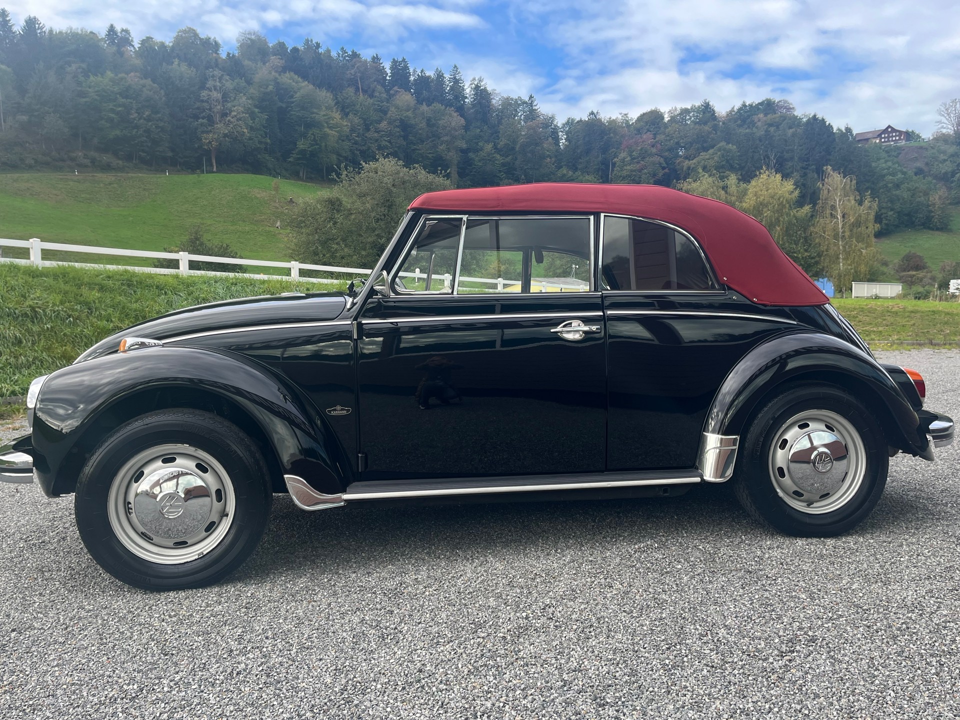 VW 1302 LS Cabriolet-image-15