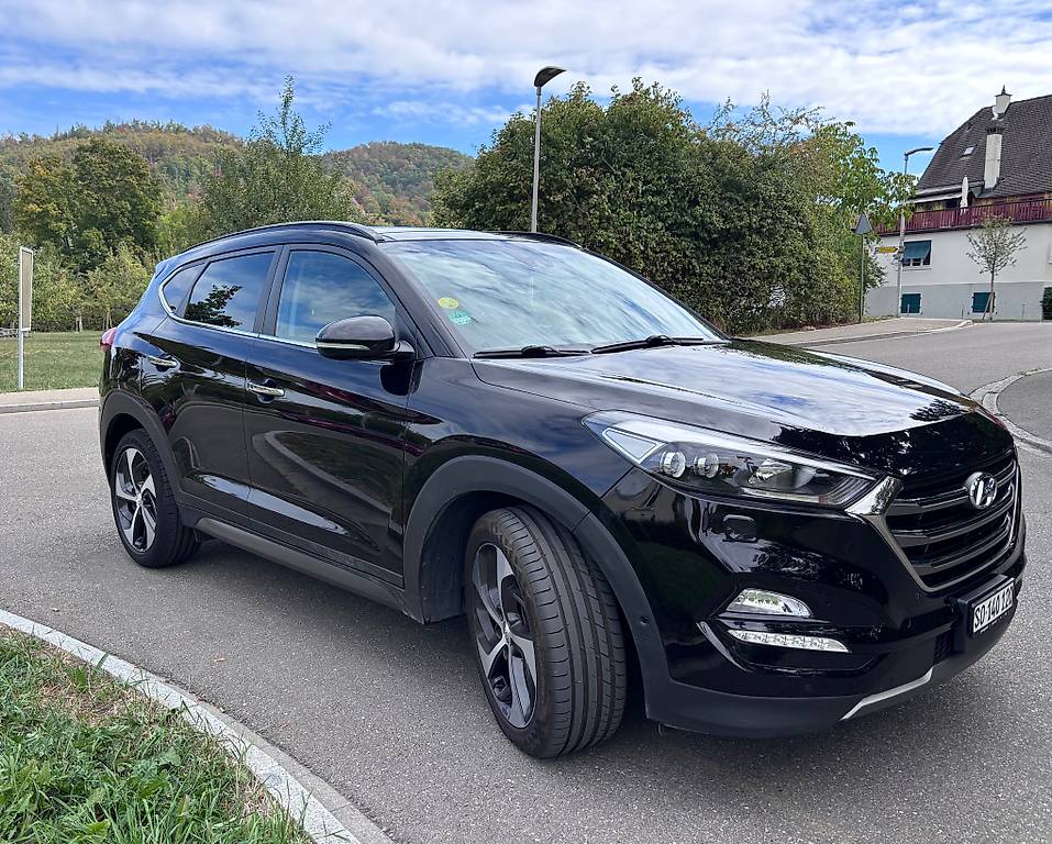 HYUNDAI Tucson 2.0 CRDI Vertex 4WD Automatic-image-2