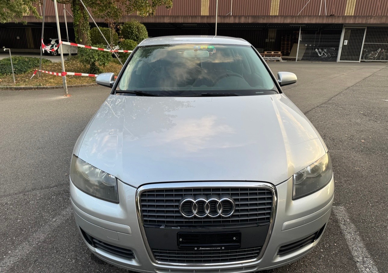 AUDI A3 2.0 FSI Ambiente-image-5