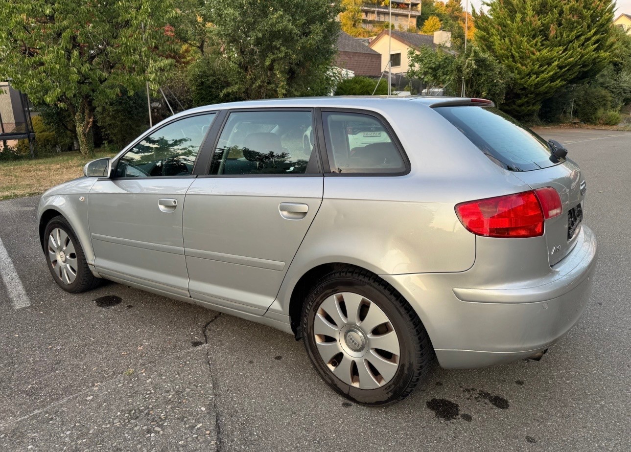 AUDI A3 2.0 FSI Ambiente-image-1