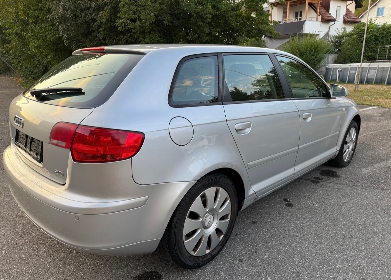 AUDI A3 2.0 FSI Ambiente-image-3