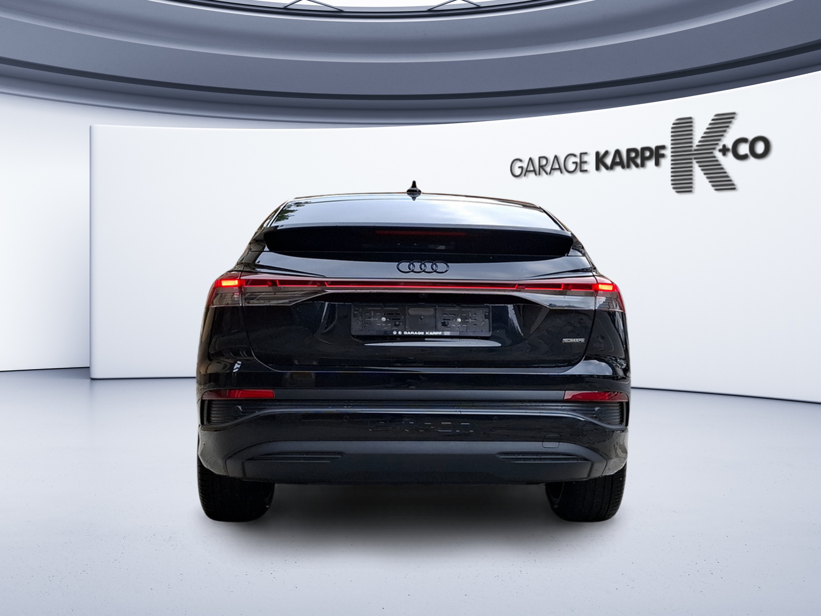 AUDI Q4 Sportback e-tron 50 quattro-image-3