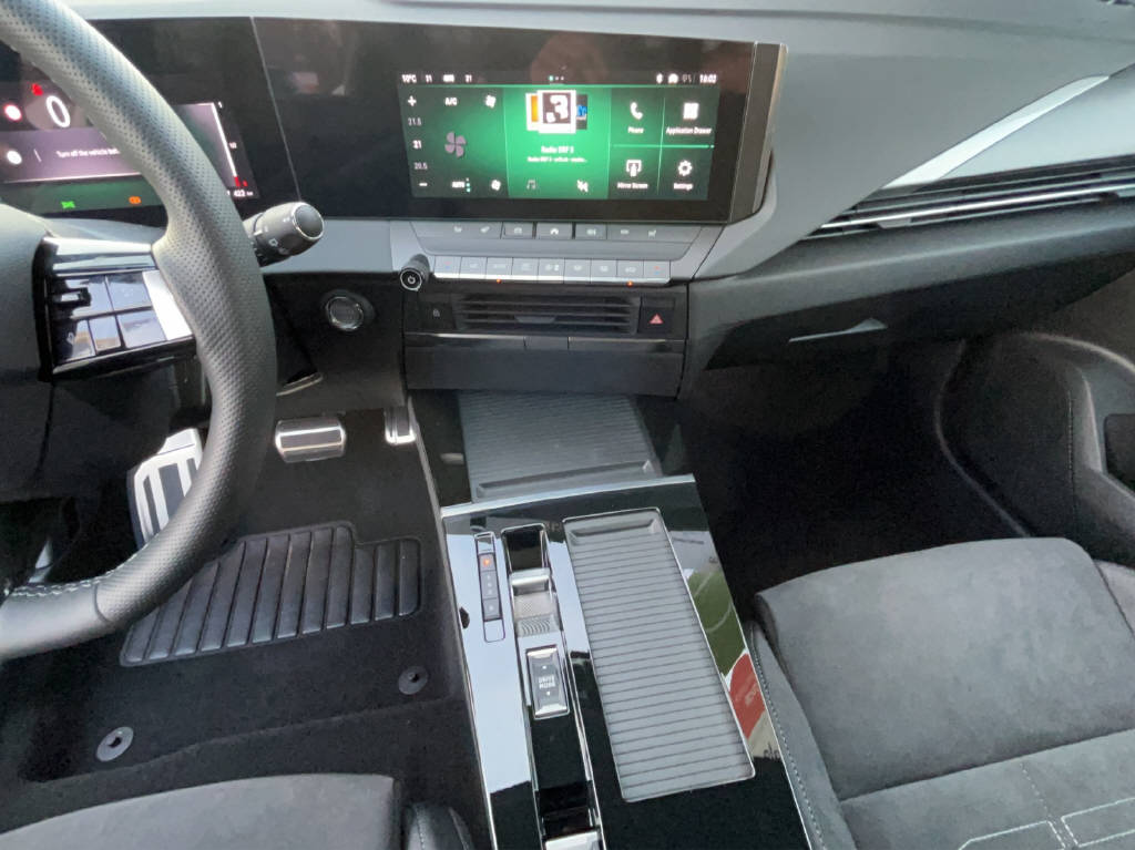 OPEL Astra-e Swiss Plus-image-6