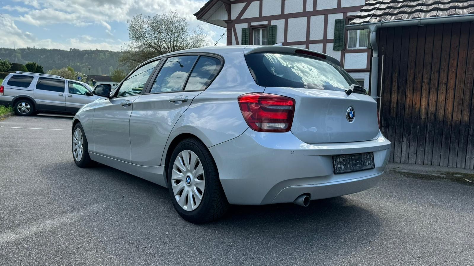 BMW 116d Efficient-Dynamics Edition-image-3