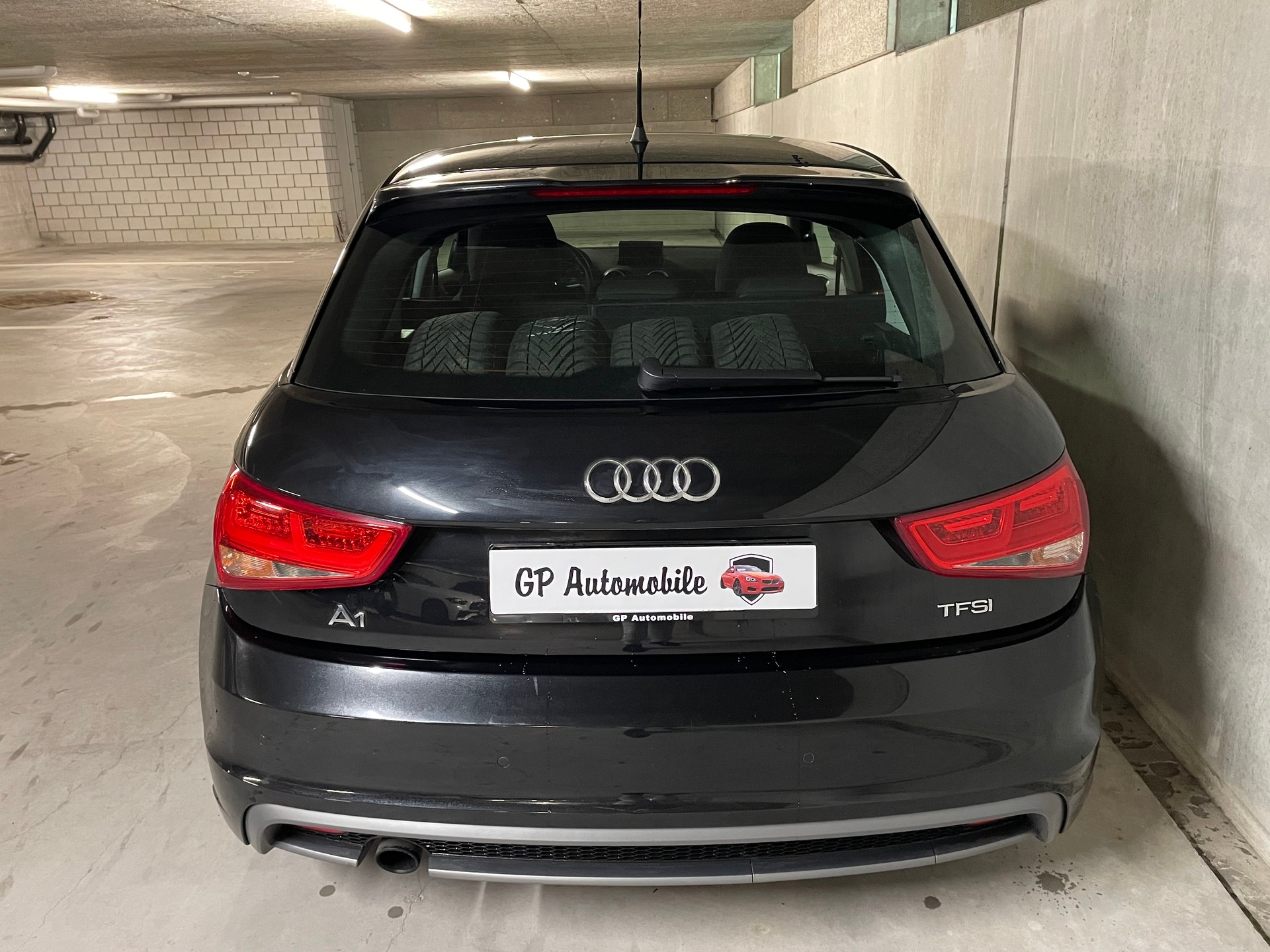 AUDI 1.2 TFSI Admired S-Line-image-15