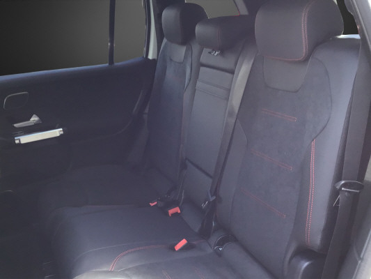 MERCEDES-BENZ EQB 350 AMG Line 4Matic-image-9