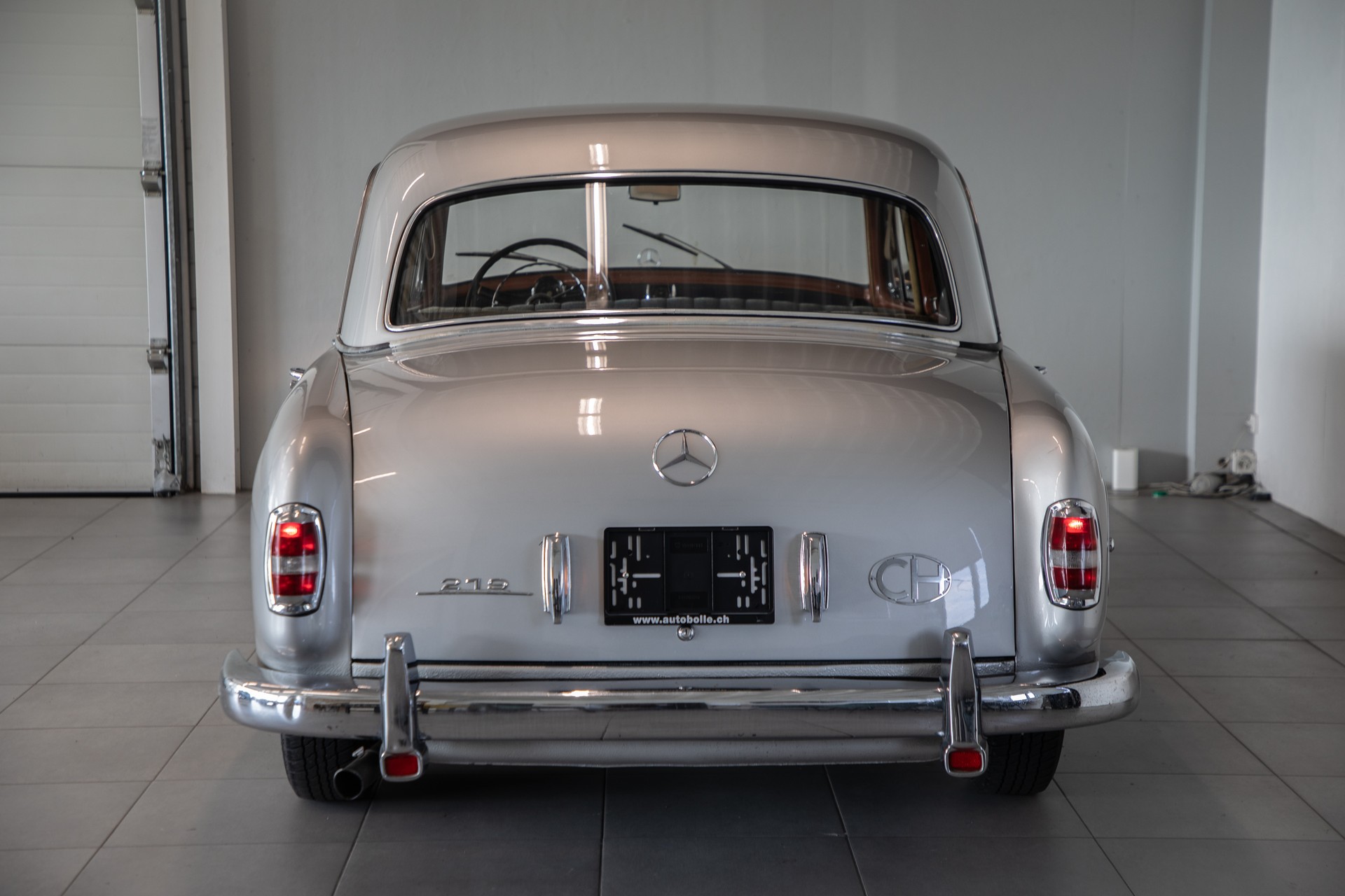 MERCEDES-BENZ 219-image-6