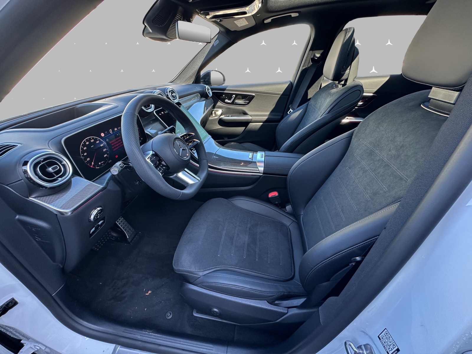 MERCEDES-BENZ GLC 300 d 4Matic 9G-Tronic-image-8
