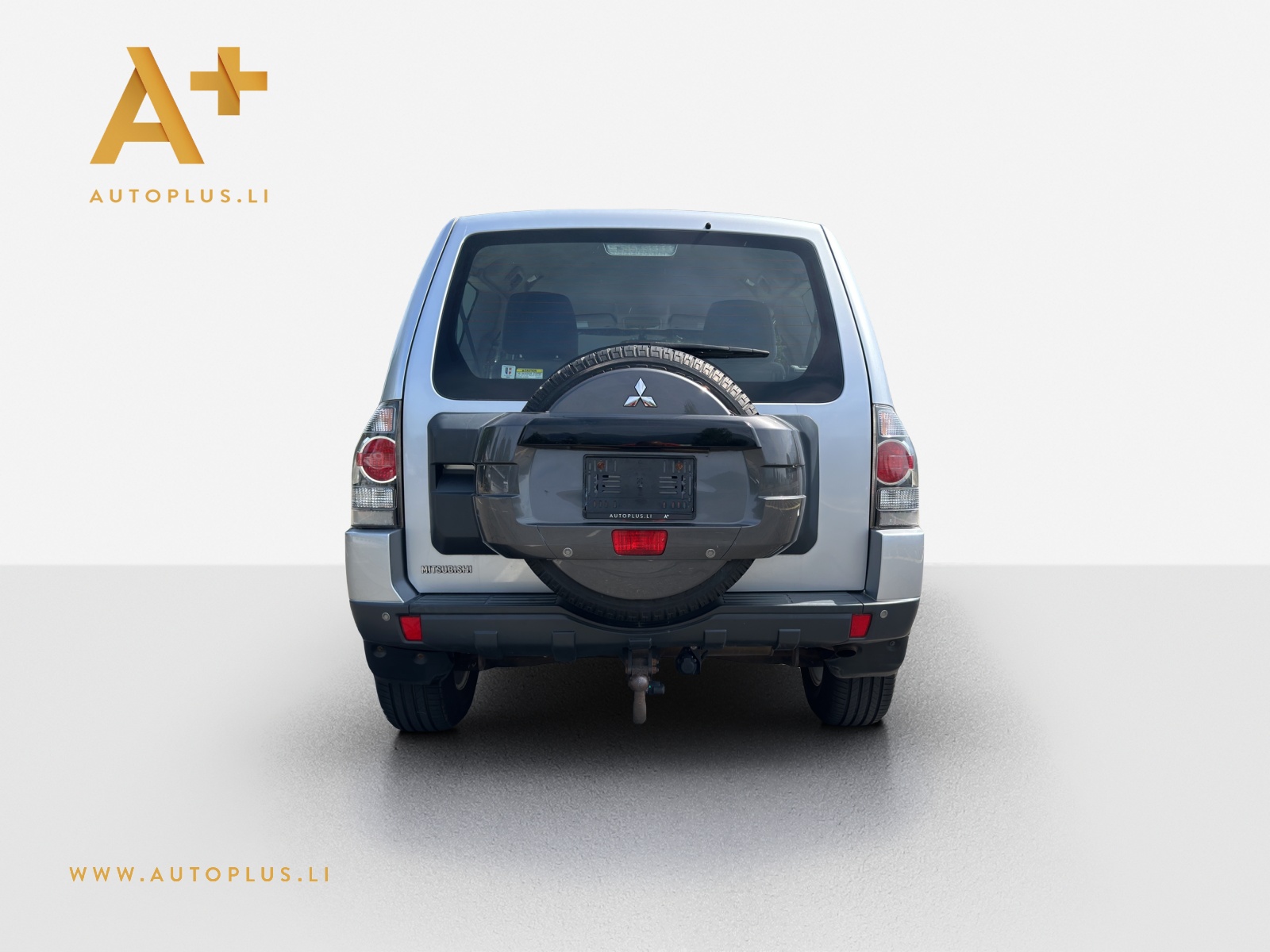 MITSUBISHI Pajero 3.2 DI-D Inform-image-4