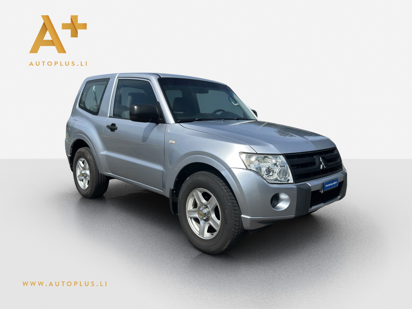 MITSUBISHI Pajero 3.2 DI-D Inform-image-0