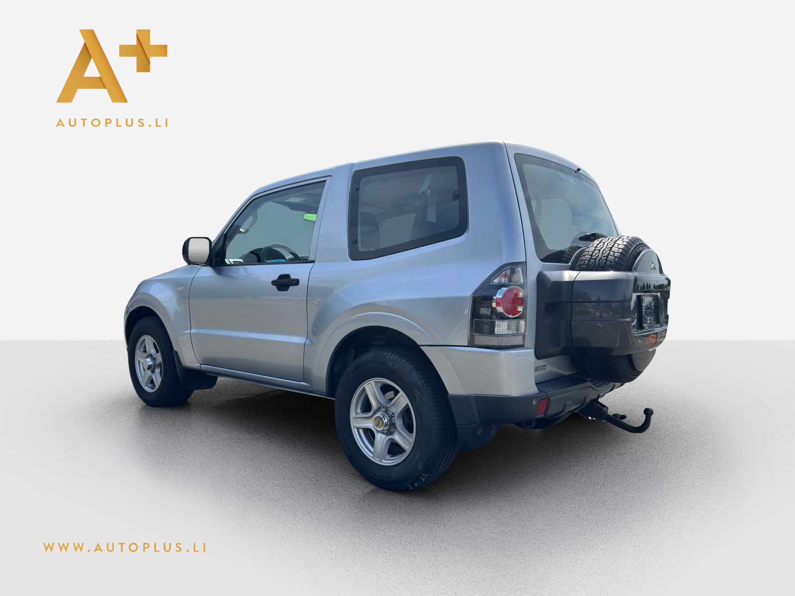 MITSUBISHI Pajero 3.2 DI-D Inform-image-5