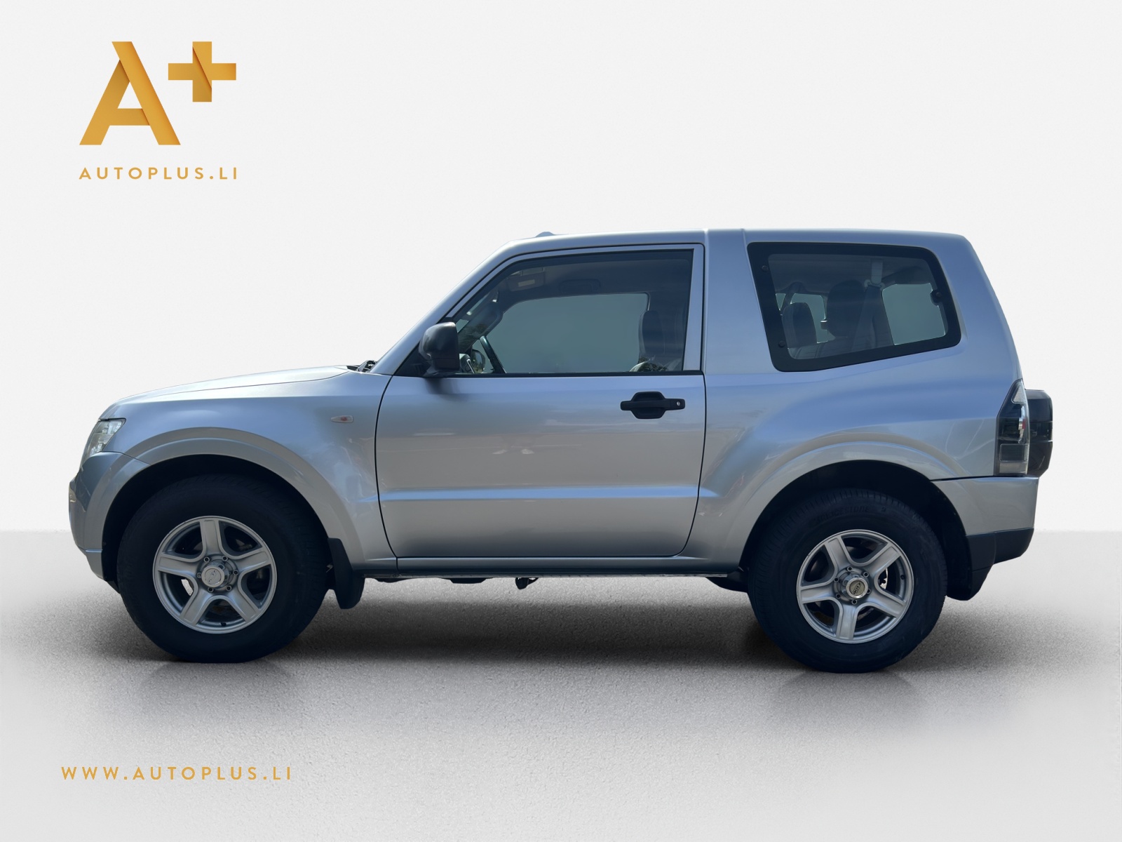 MITSUBISHI Pajero 3.2 DI-D Inform-image-7