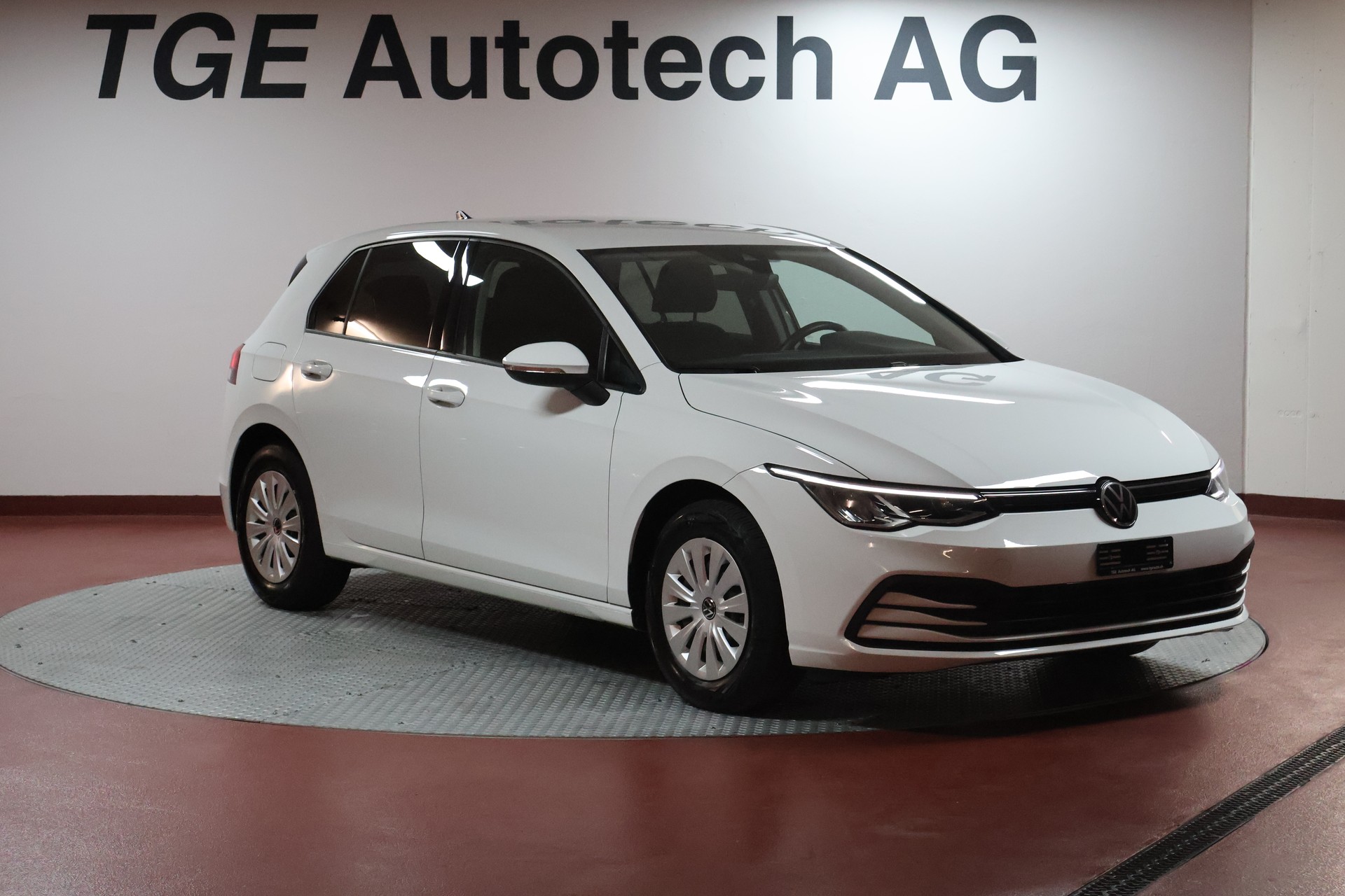 VW Golf 1.0 TSI Value-image-2