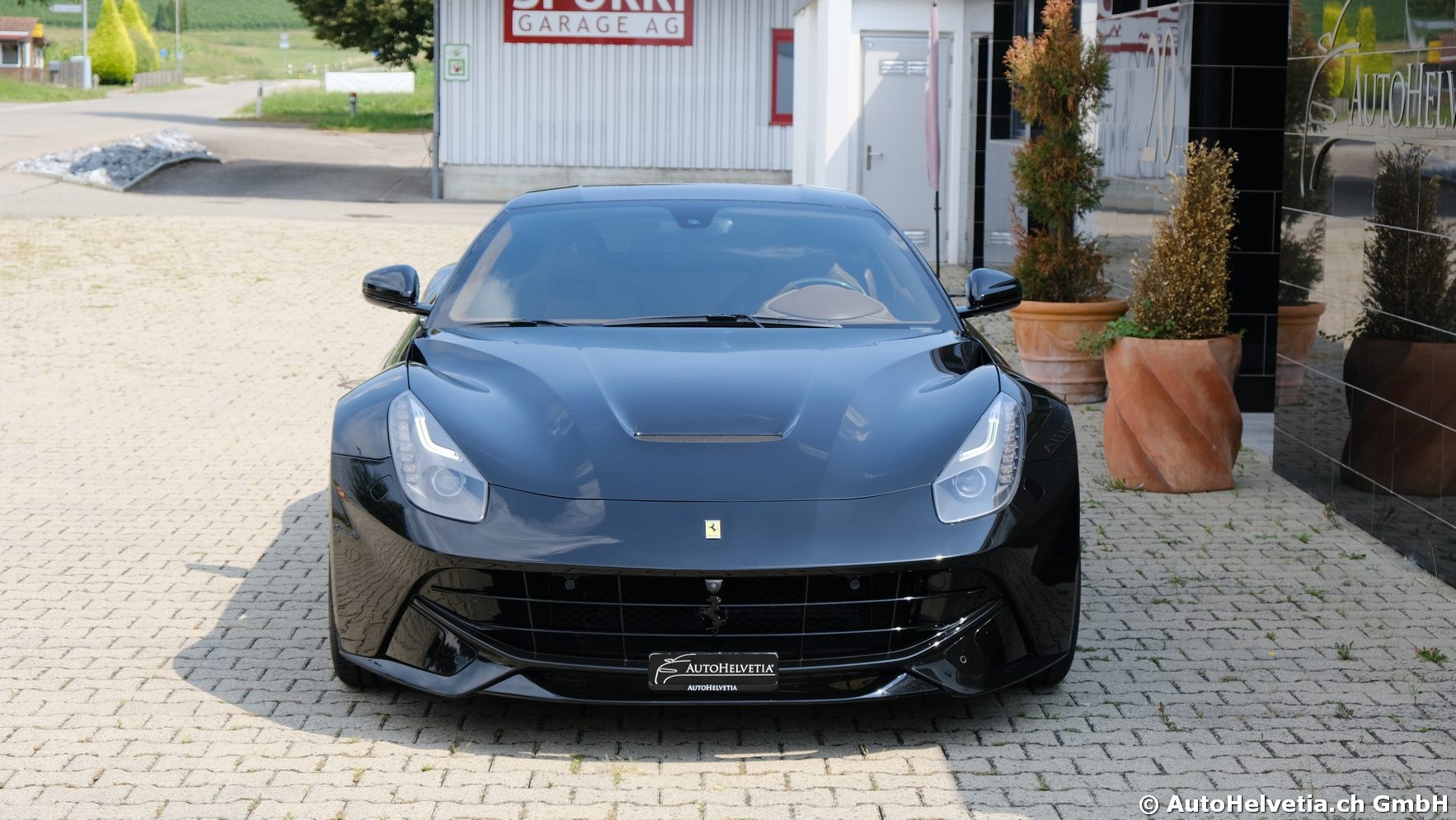 FERRARI F12 Berlinetta-image-26