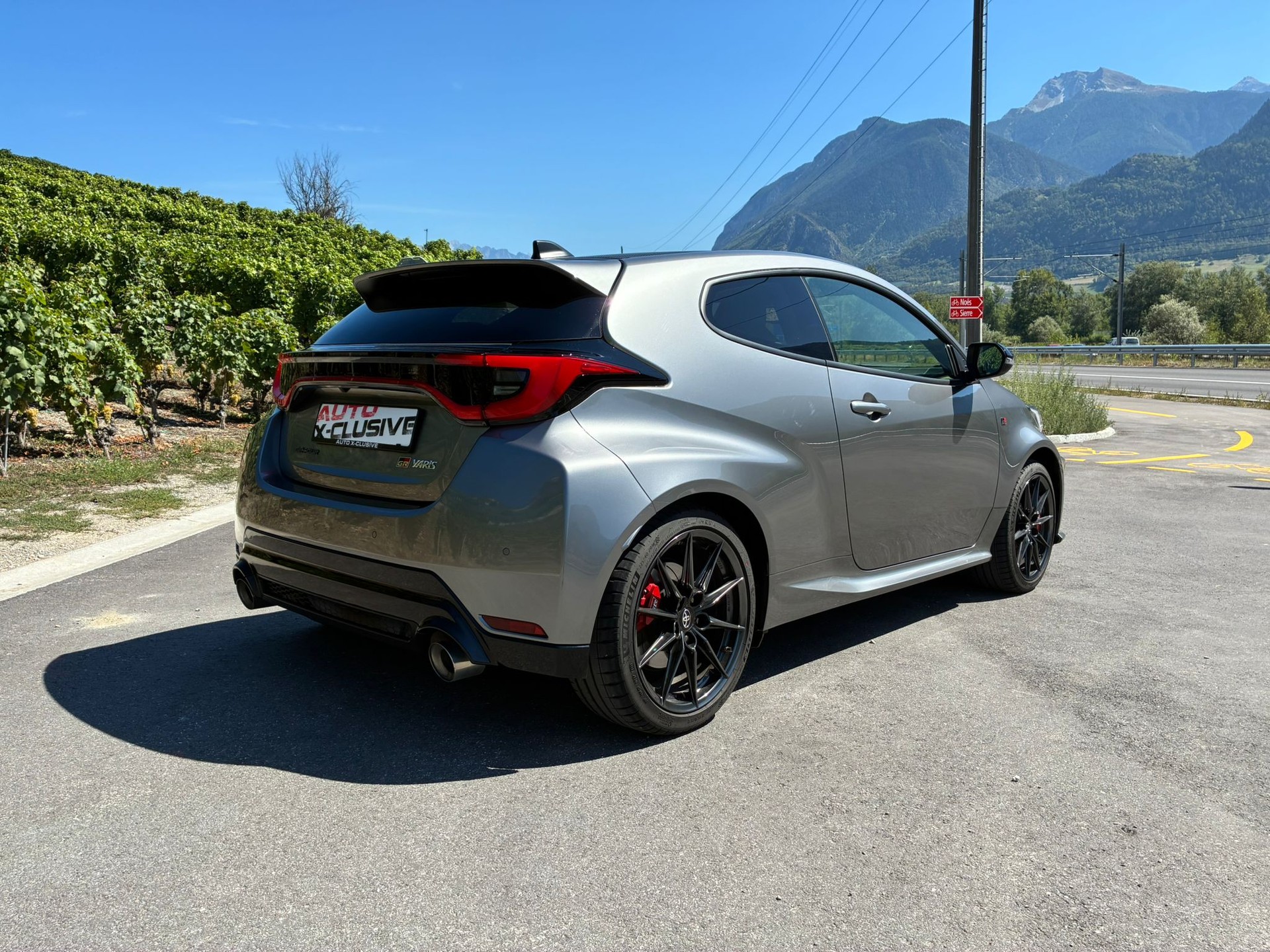 TOYOTA Yaris 1.6 GR Sport-image-3
