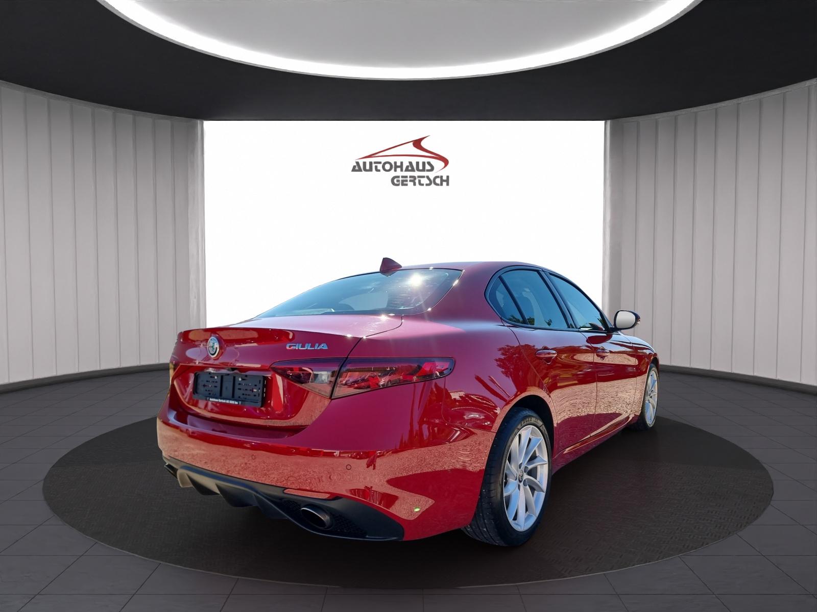 ALFA ROMEO Giulia 2.0 Q4 Veloce-image-3