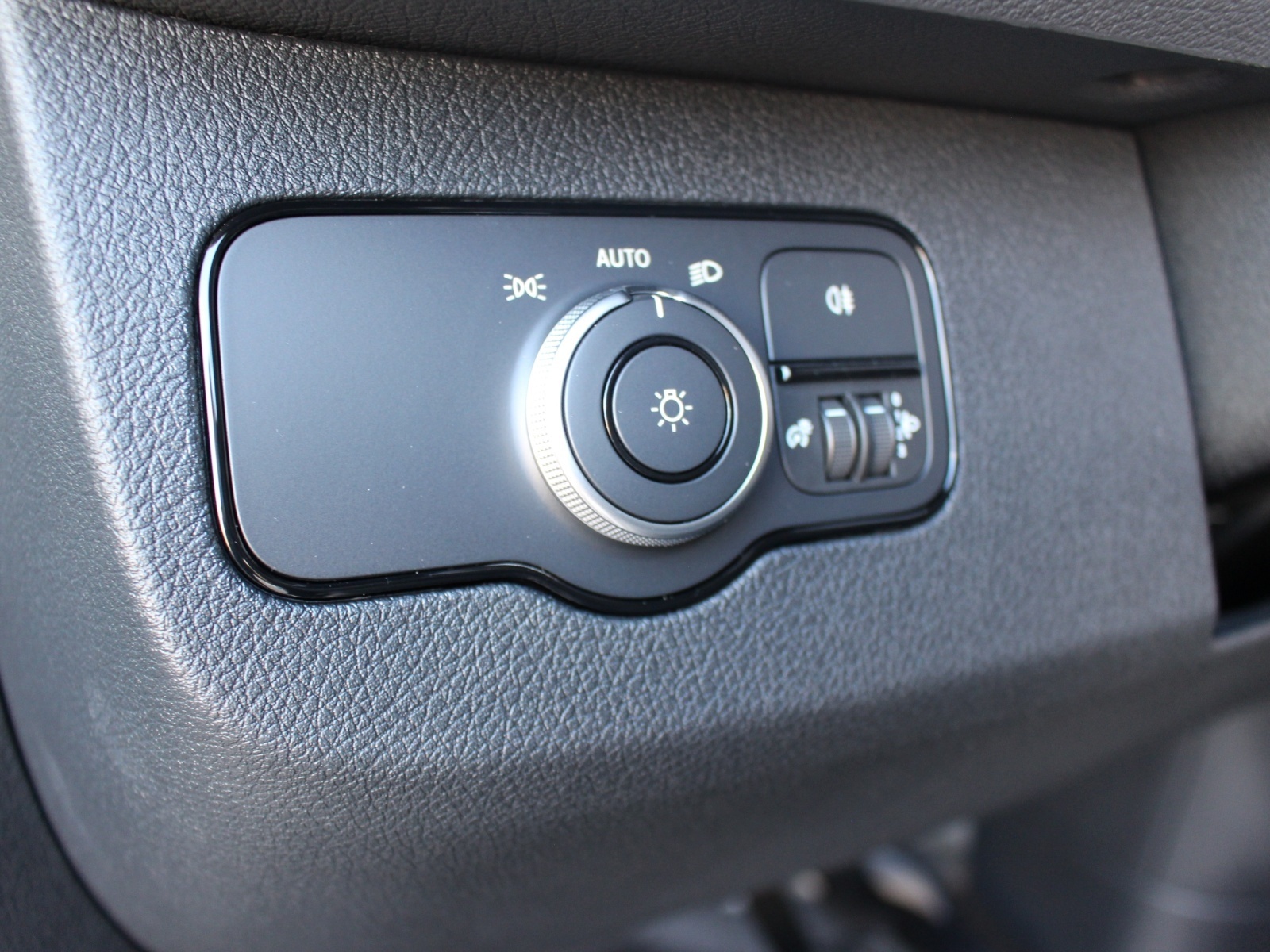 MERCEDES-BENZ Sprinter 315 CDI Pro KA 3665 S-image-12