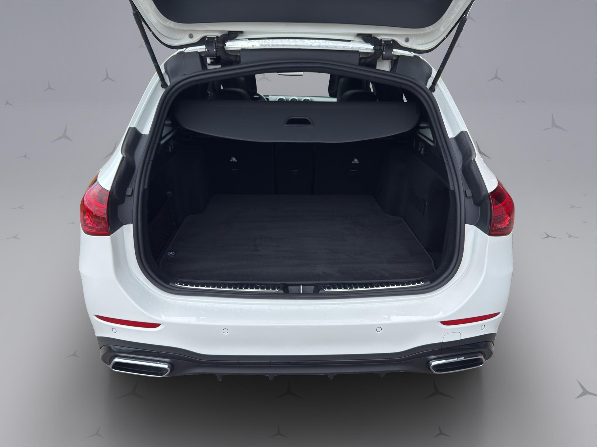MERCEDES-BENZ C 220 d AMG Line 4matic Kombi-image-18