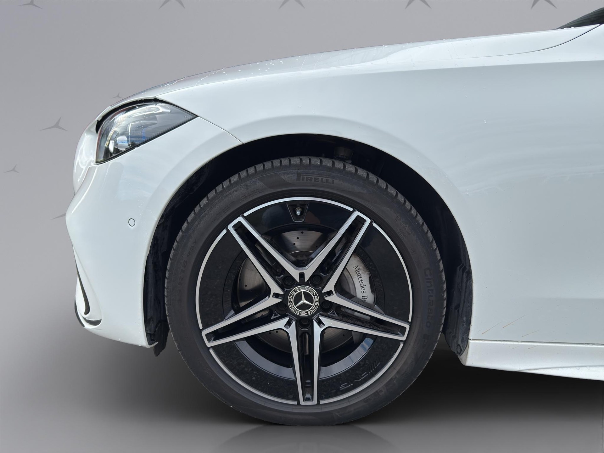 MERCEDES-BENZ C 220 d AMG Line 4matic Kombi-image-2