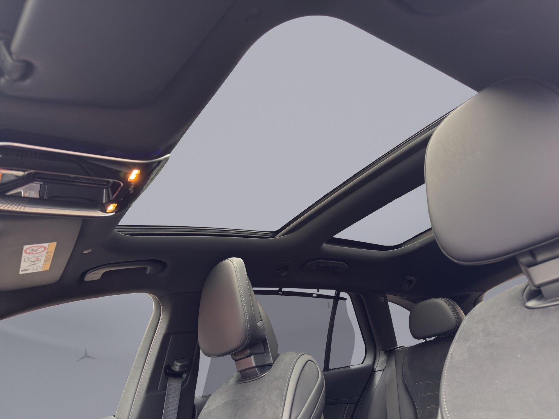 MERCEDES-BENZ C 220 d AMG Line 4matic Kombi-image-19