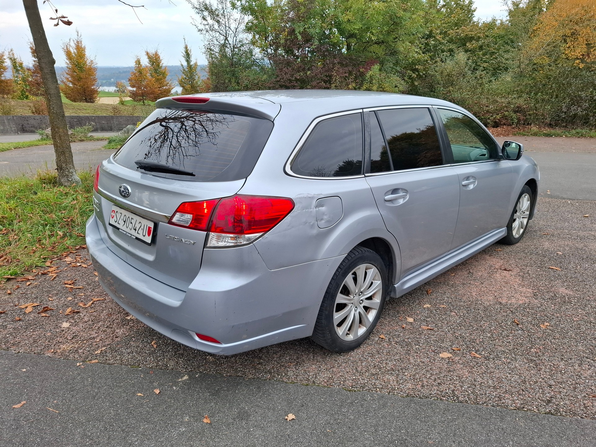 SUBARU Legacy 2.0i Swiss AWD-image-4