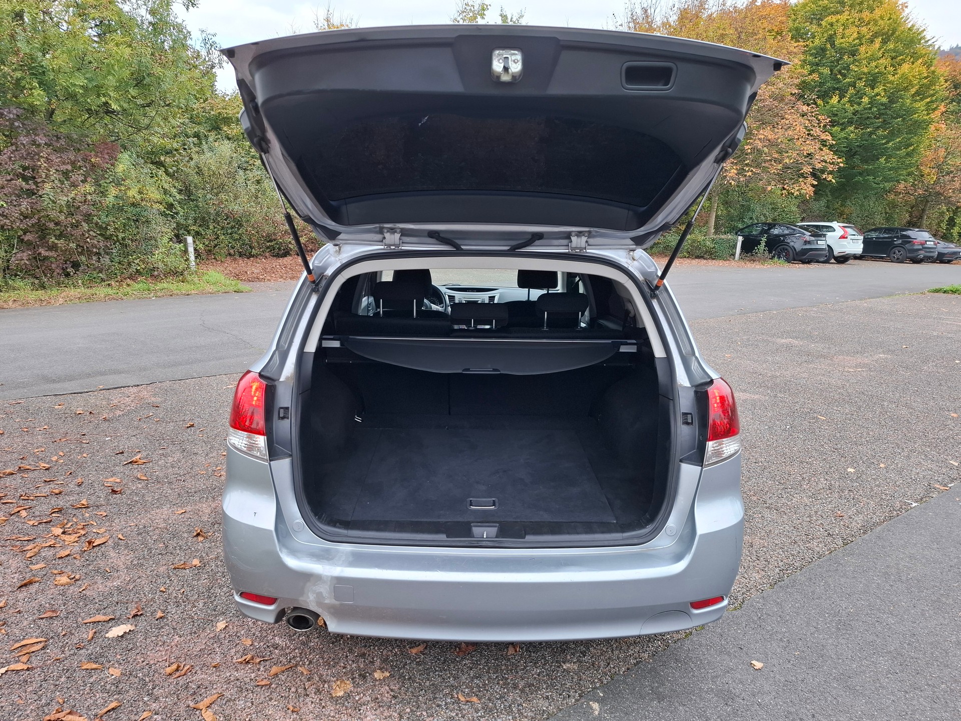 SUBARU Legacy 2.0i Swiss AWD-image-8