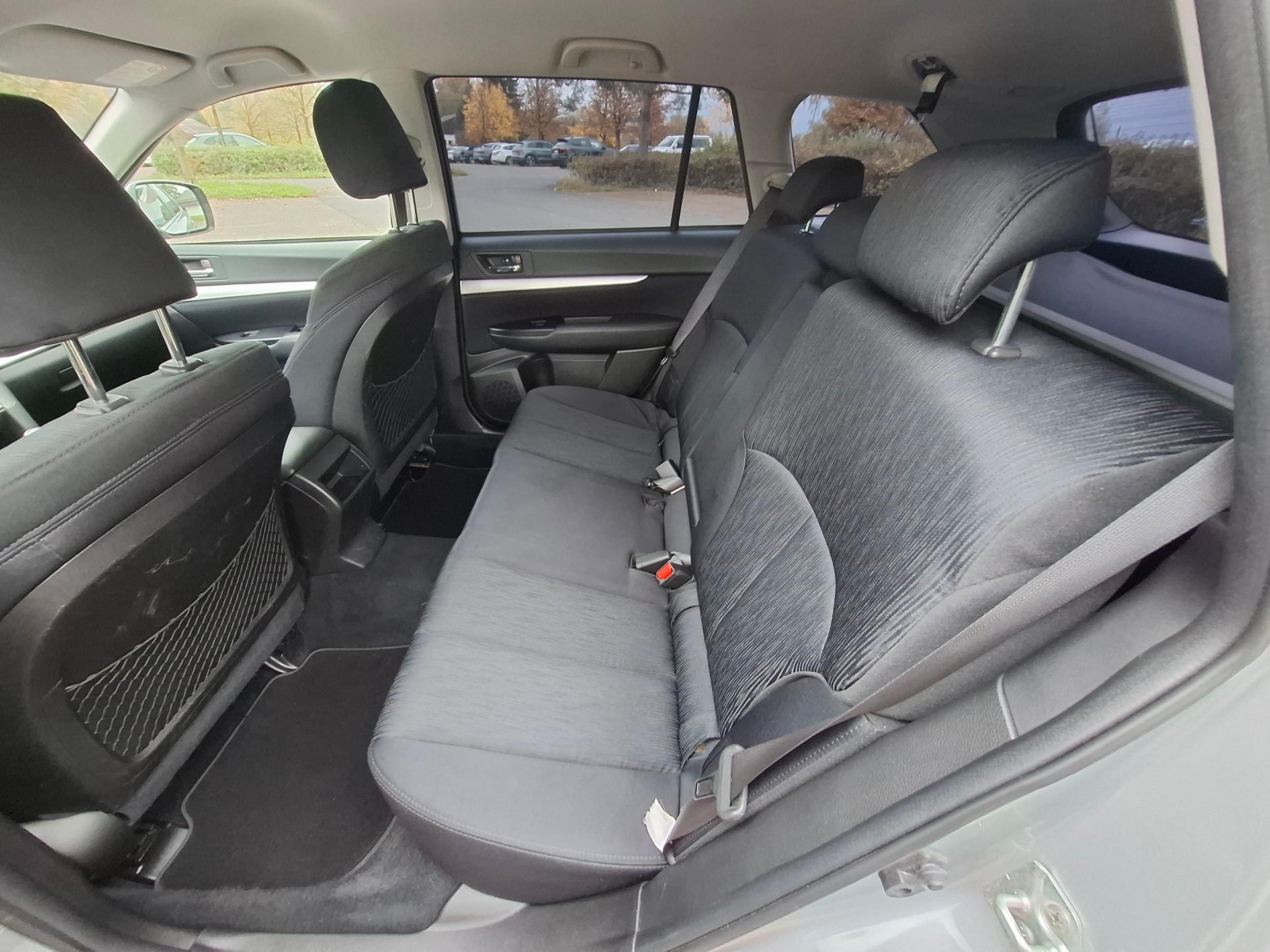 SUBARU Legacy 2.0i Swiss AWD-image-11