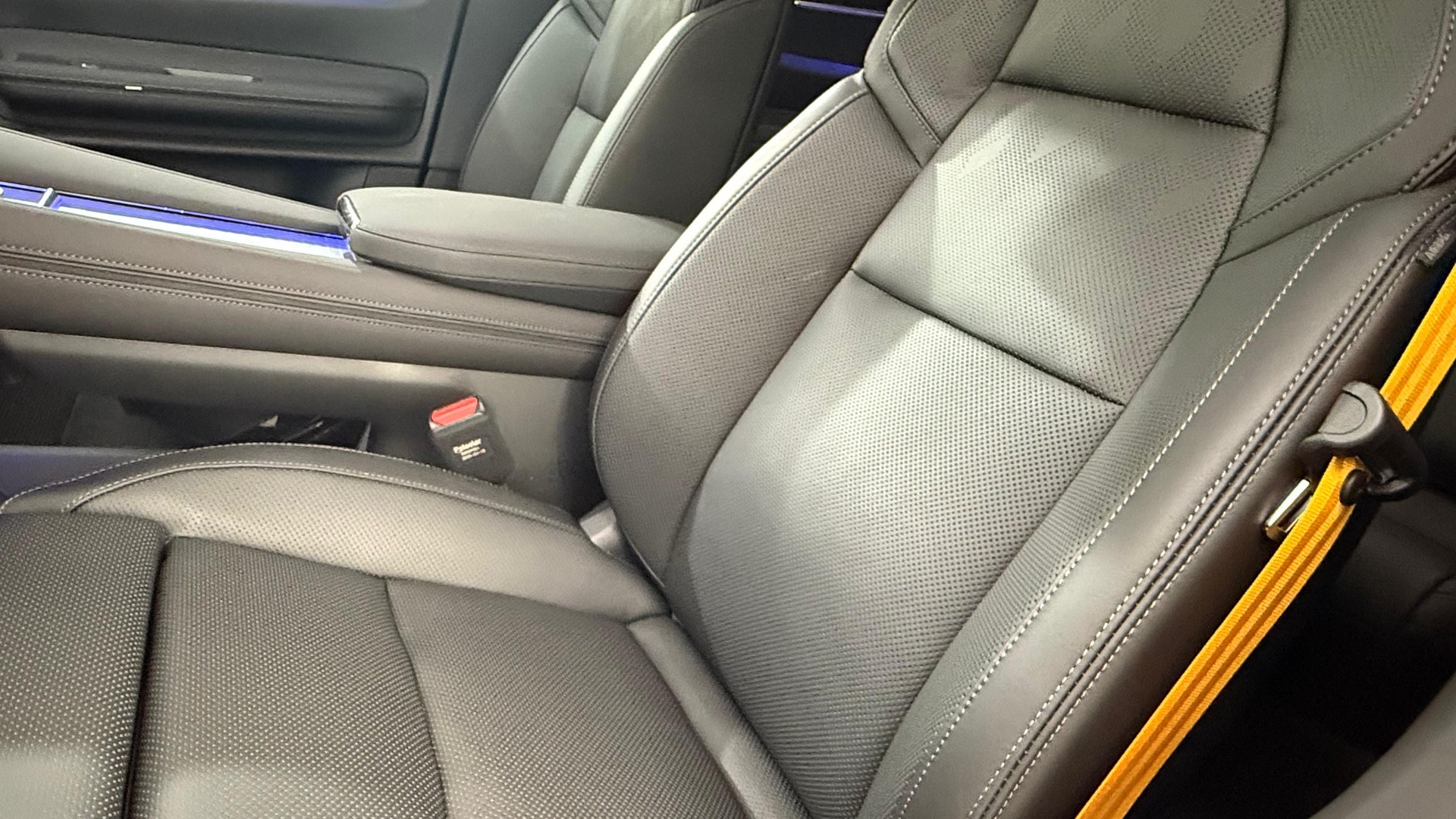 POLESTAR 4 Long Range Dual Motor Perfor-image-10