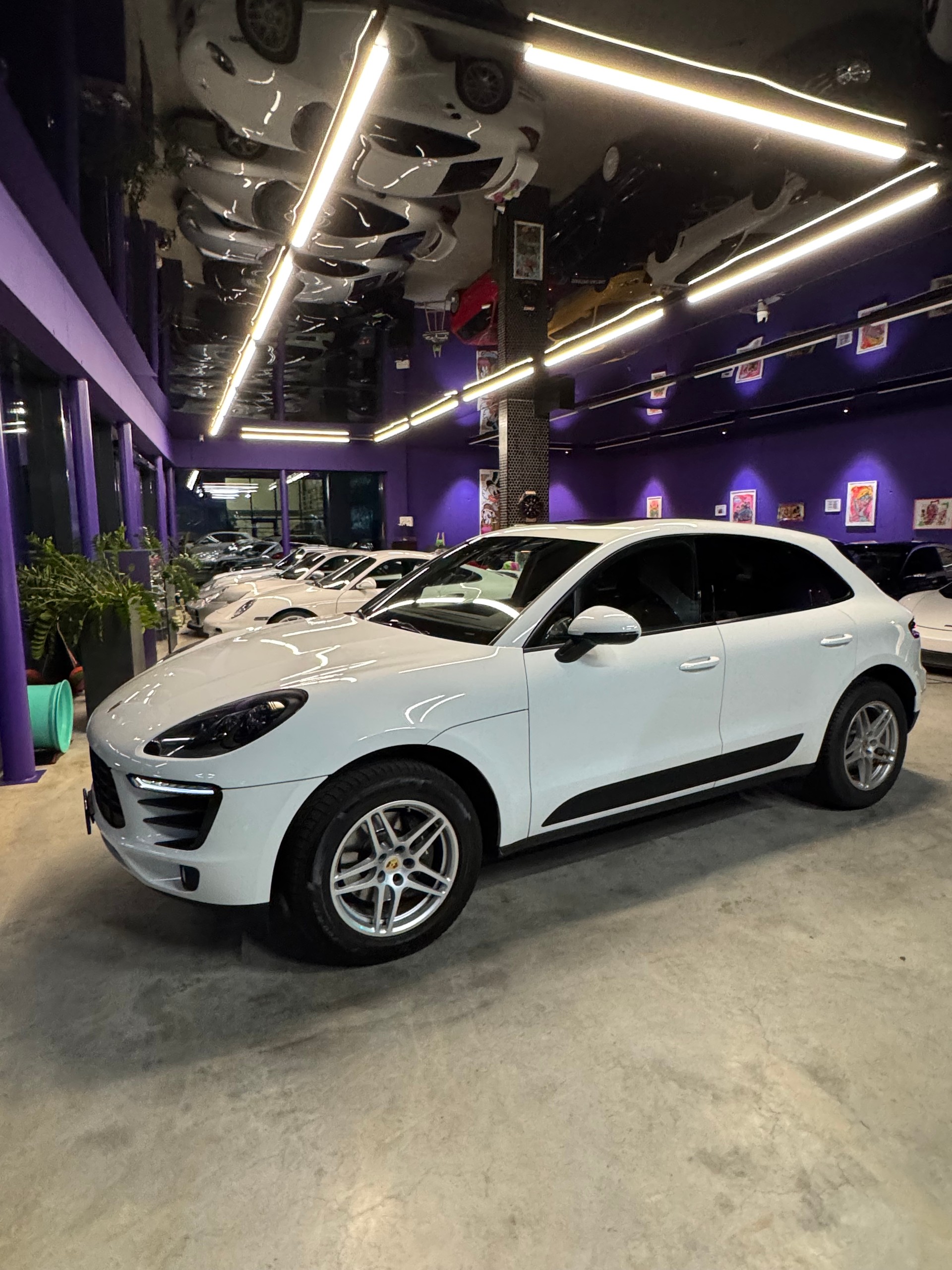 PORSCHE Macan PDK-image-1