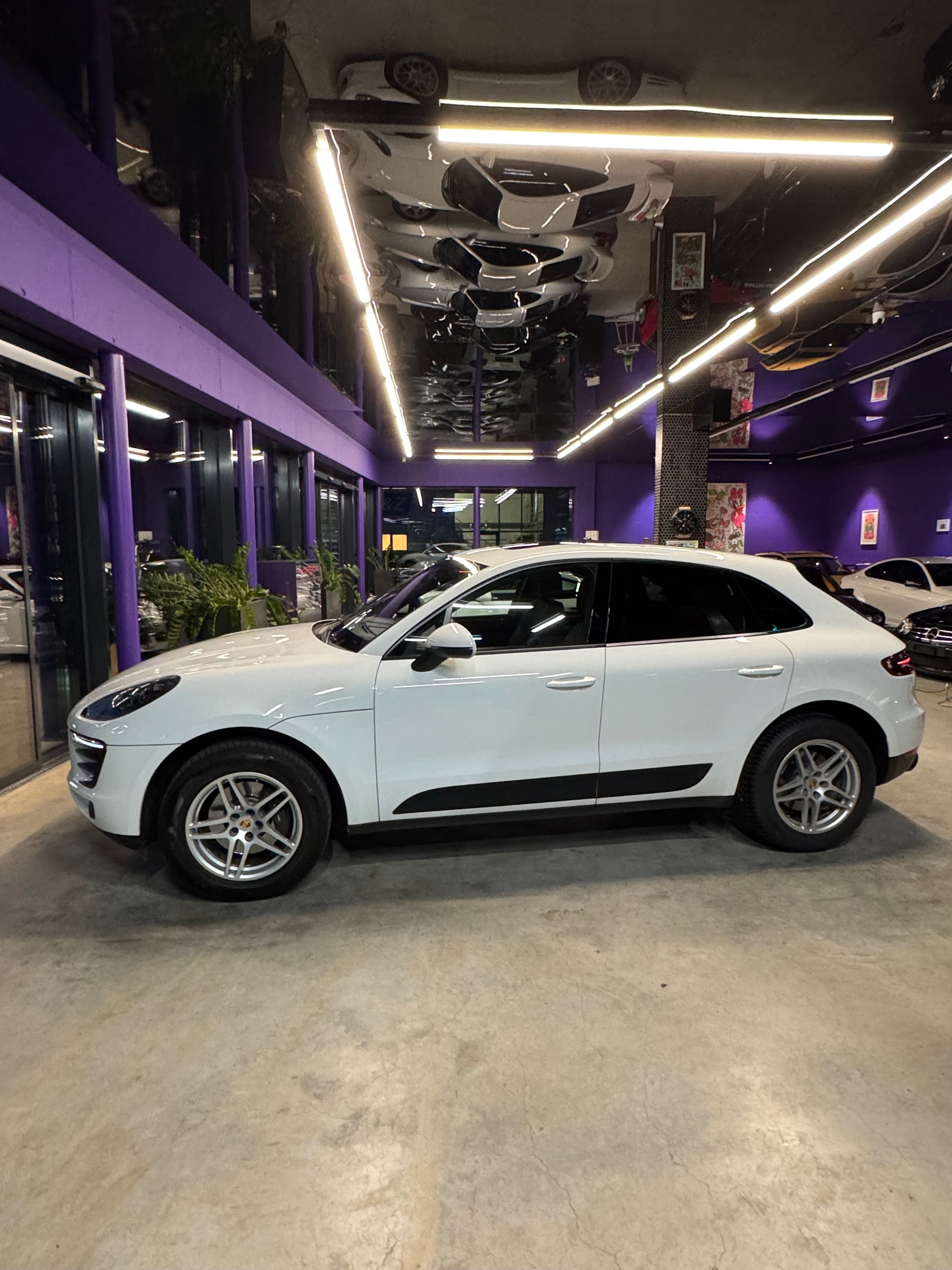 PORSCHE Macan PDK-image-3