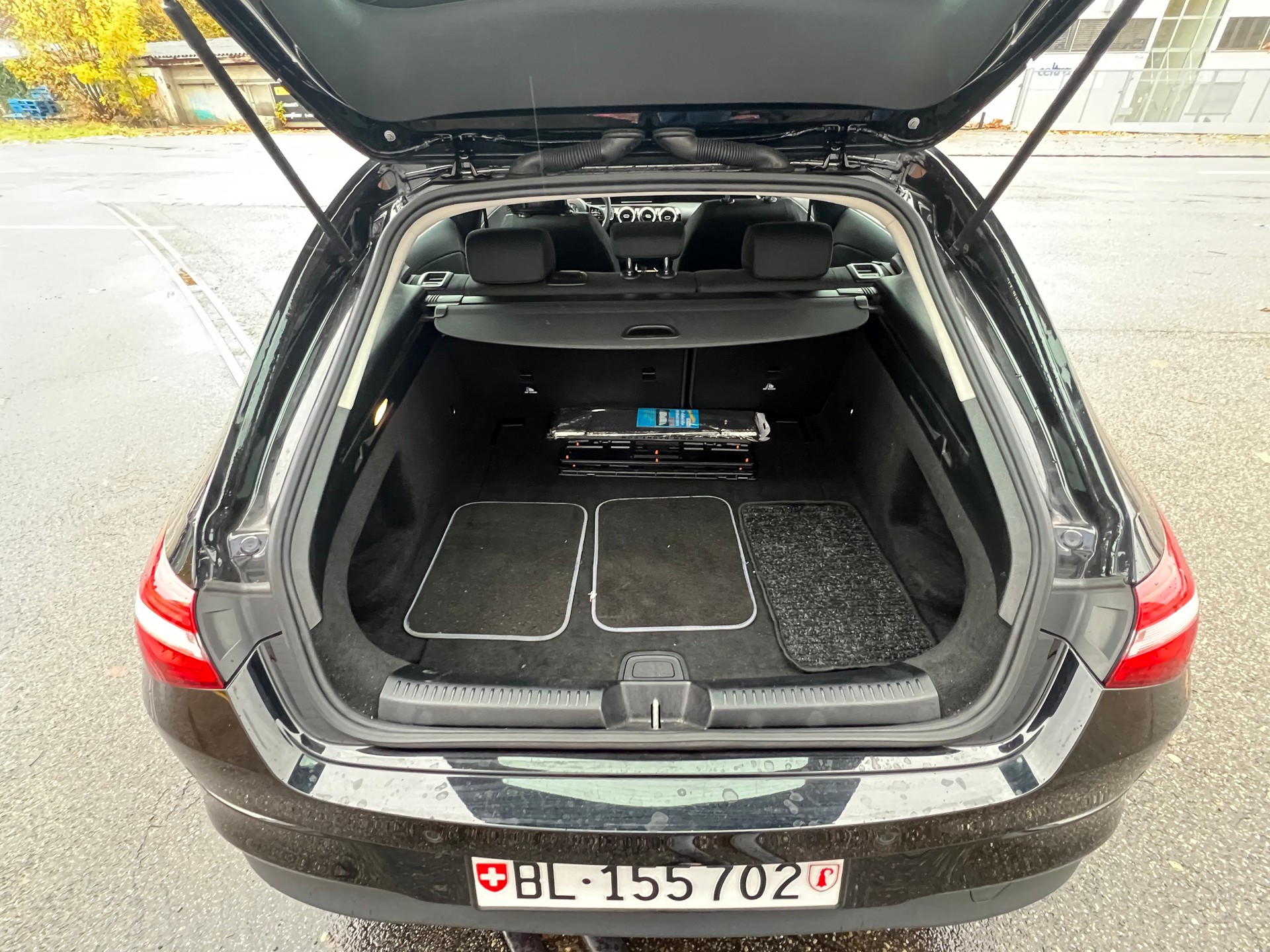 MERCEDES-BENZ CLA Shooting Brake 180-image-8