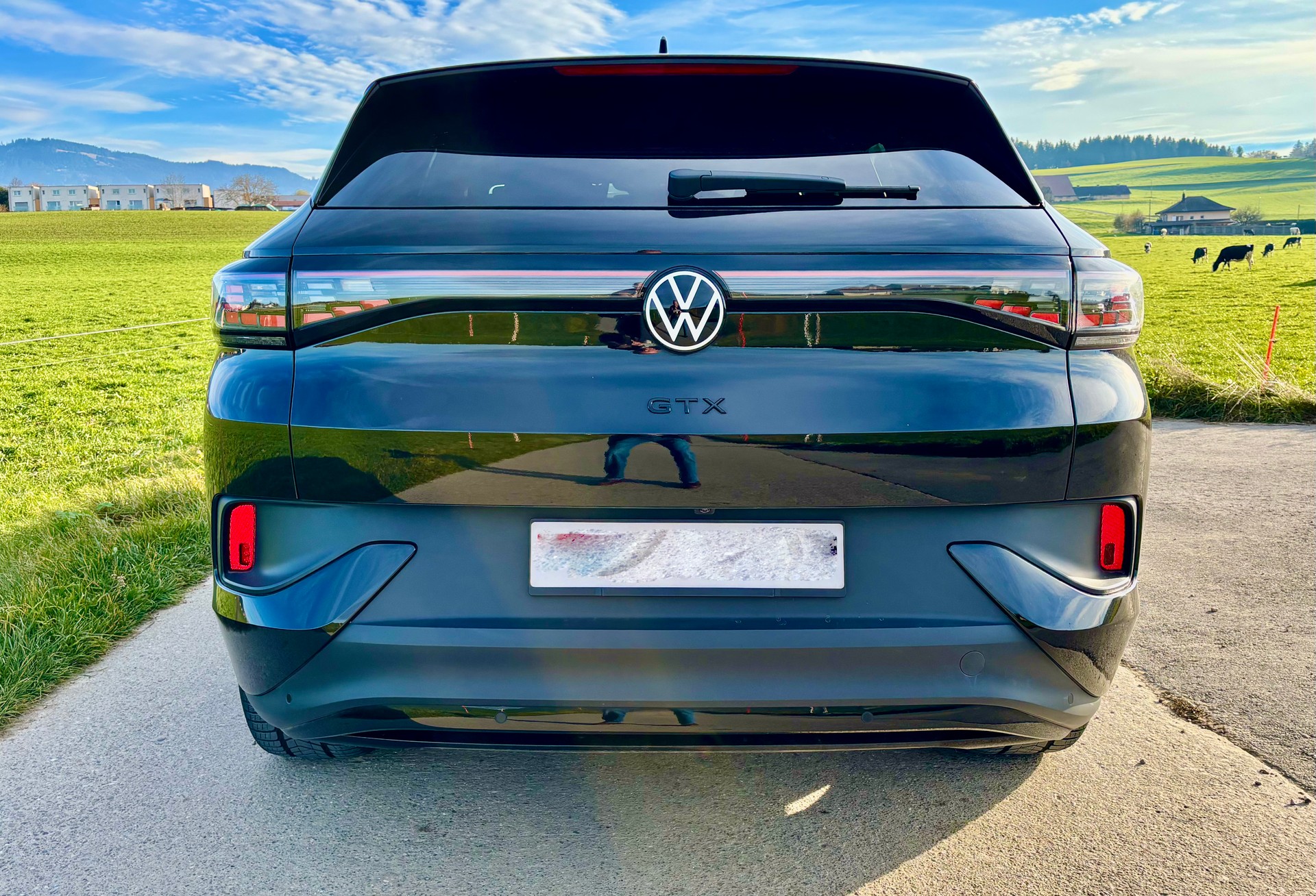VW GTX 77 kWh 4Motion-image-2