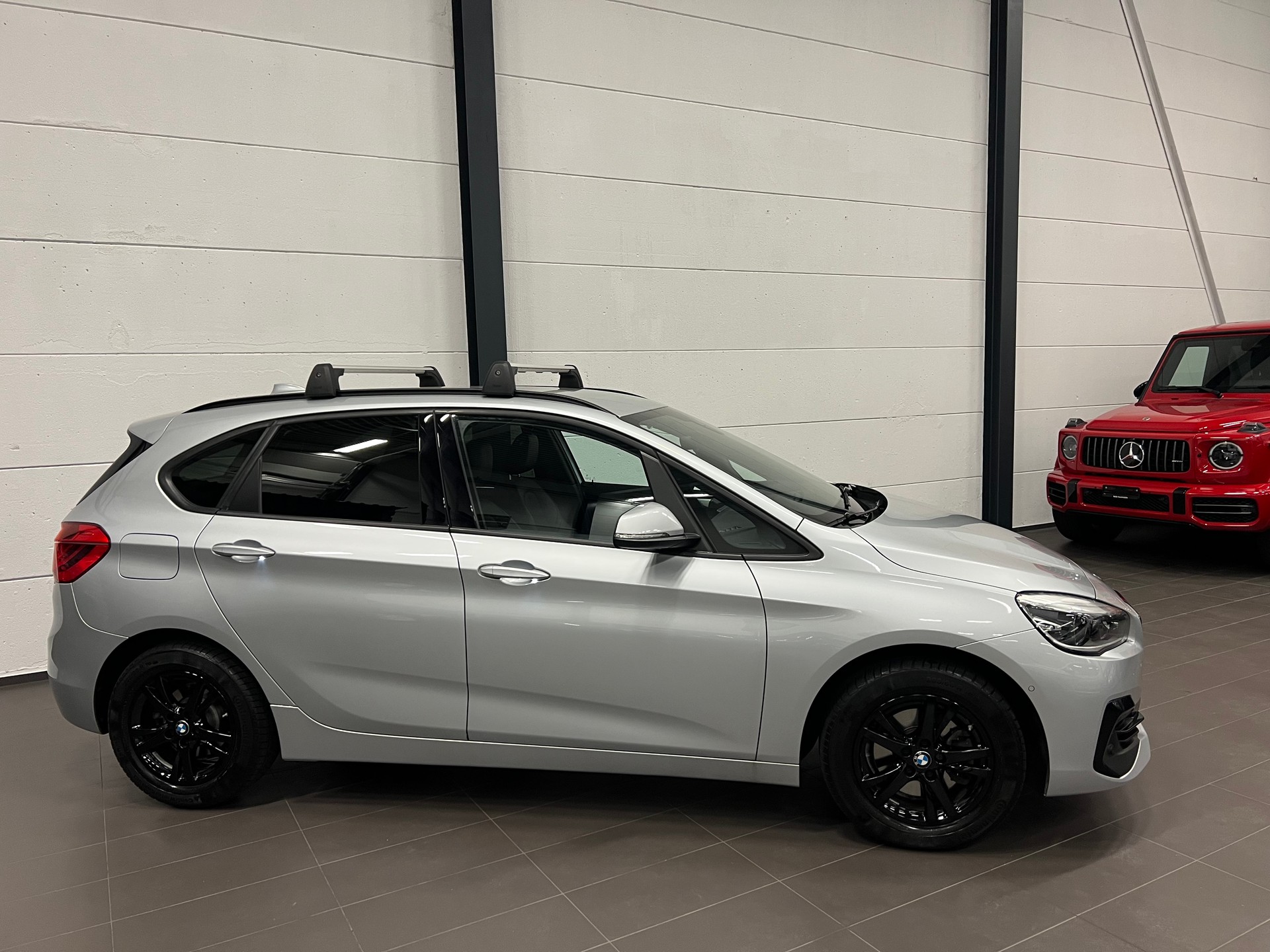 BMW 220d xDrive Active Tourer Steptronic Sport Line-image-5
