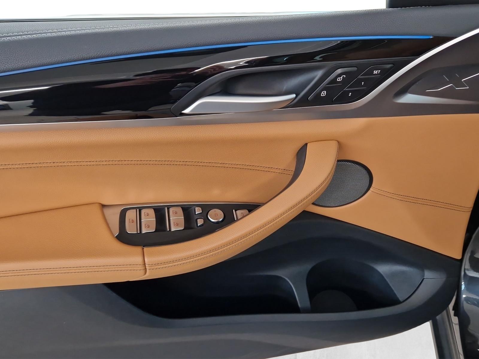 BMW iX3 Impressive-image-9
