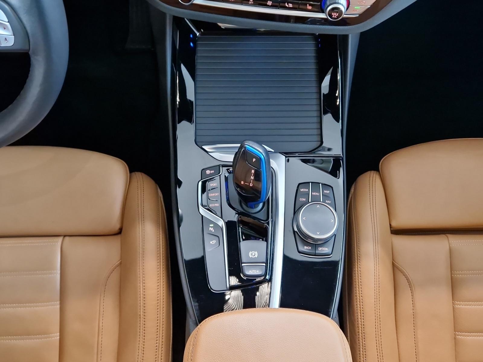 BMW iX3 Impressive-image-13