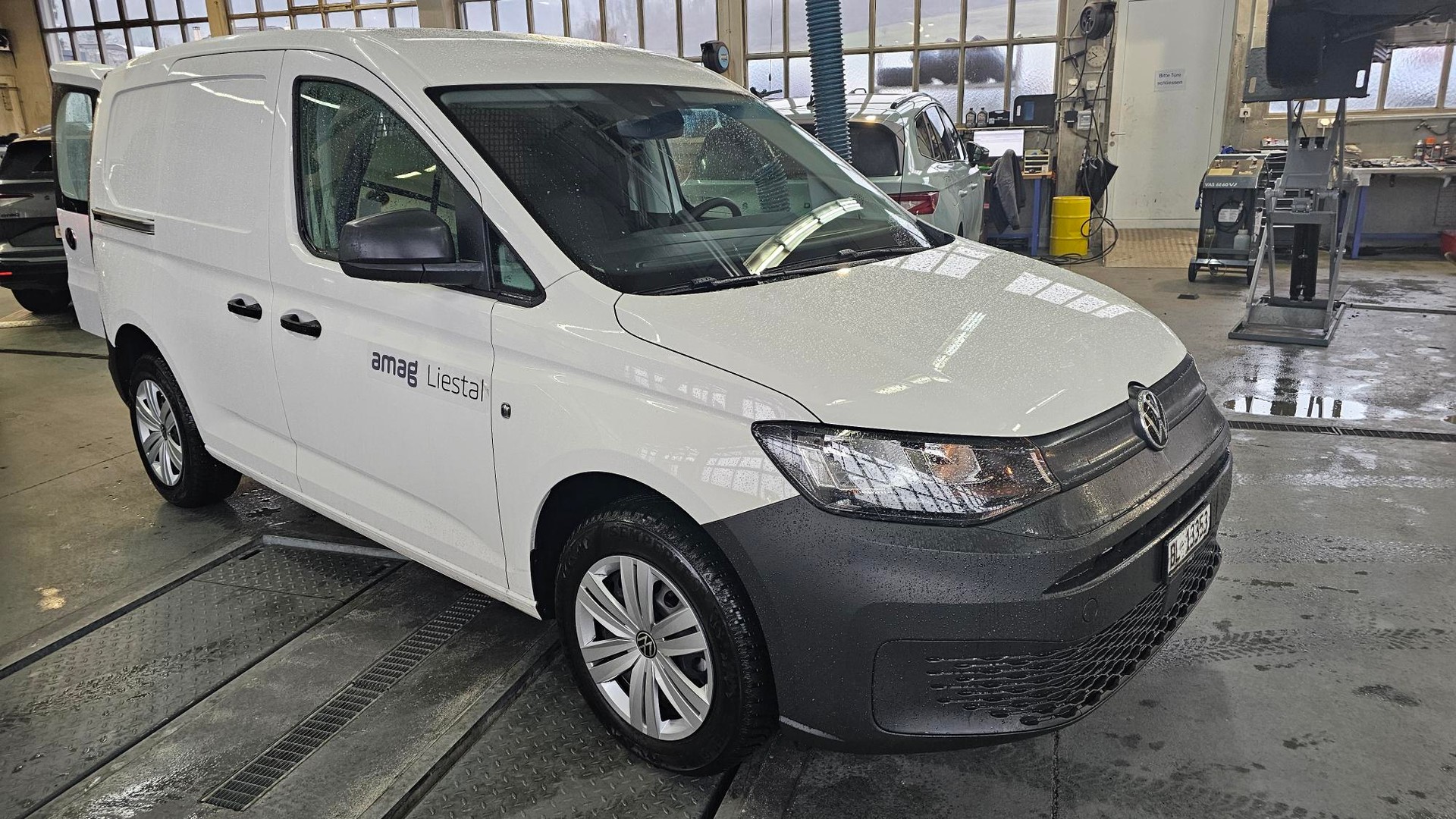 VW Caddy Cargo 1.5 TSI DSG-image-1