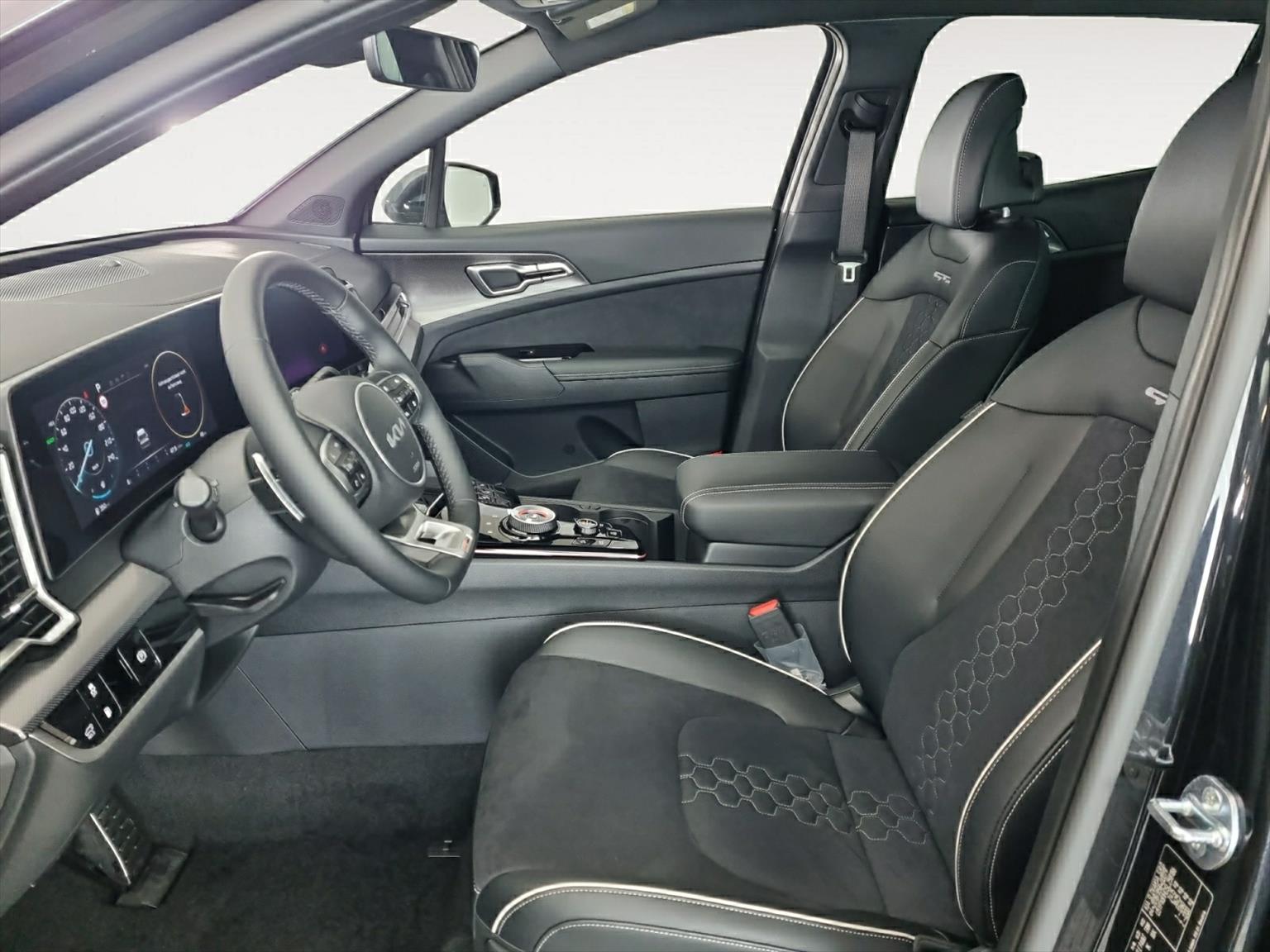 KIA Sportage 1.6 T-GDi PHEV GT-Line 4x4-image-4