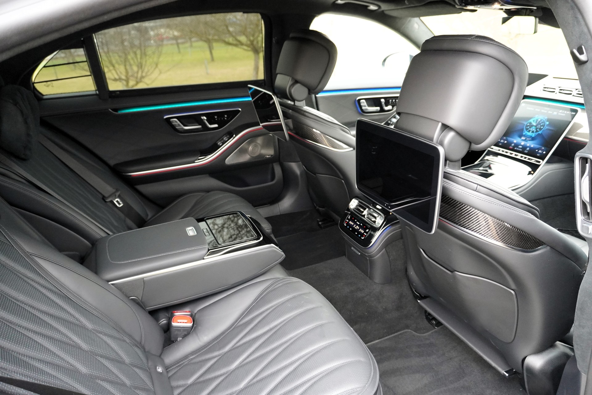 MERCEDES-BENZ S 63 AMG E Performance 4matic-image-9
