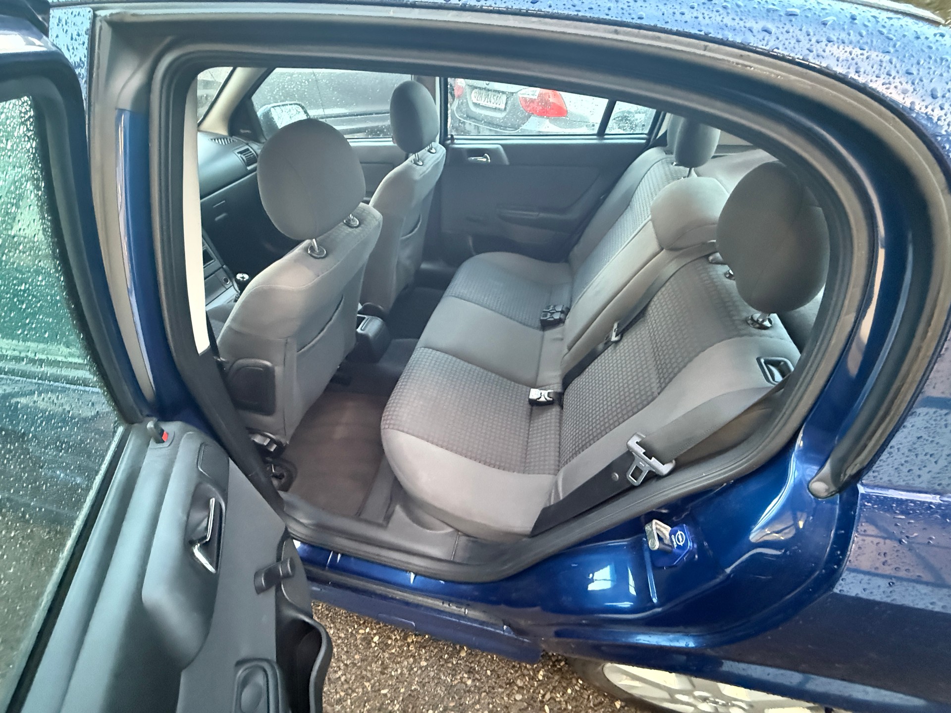 OPEL Astra 1.8i 16V Comfort-image-5
