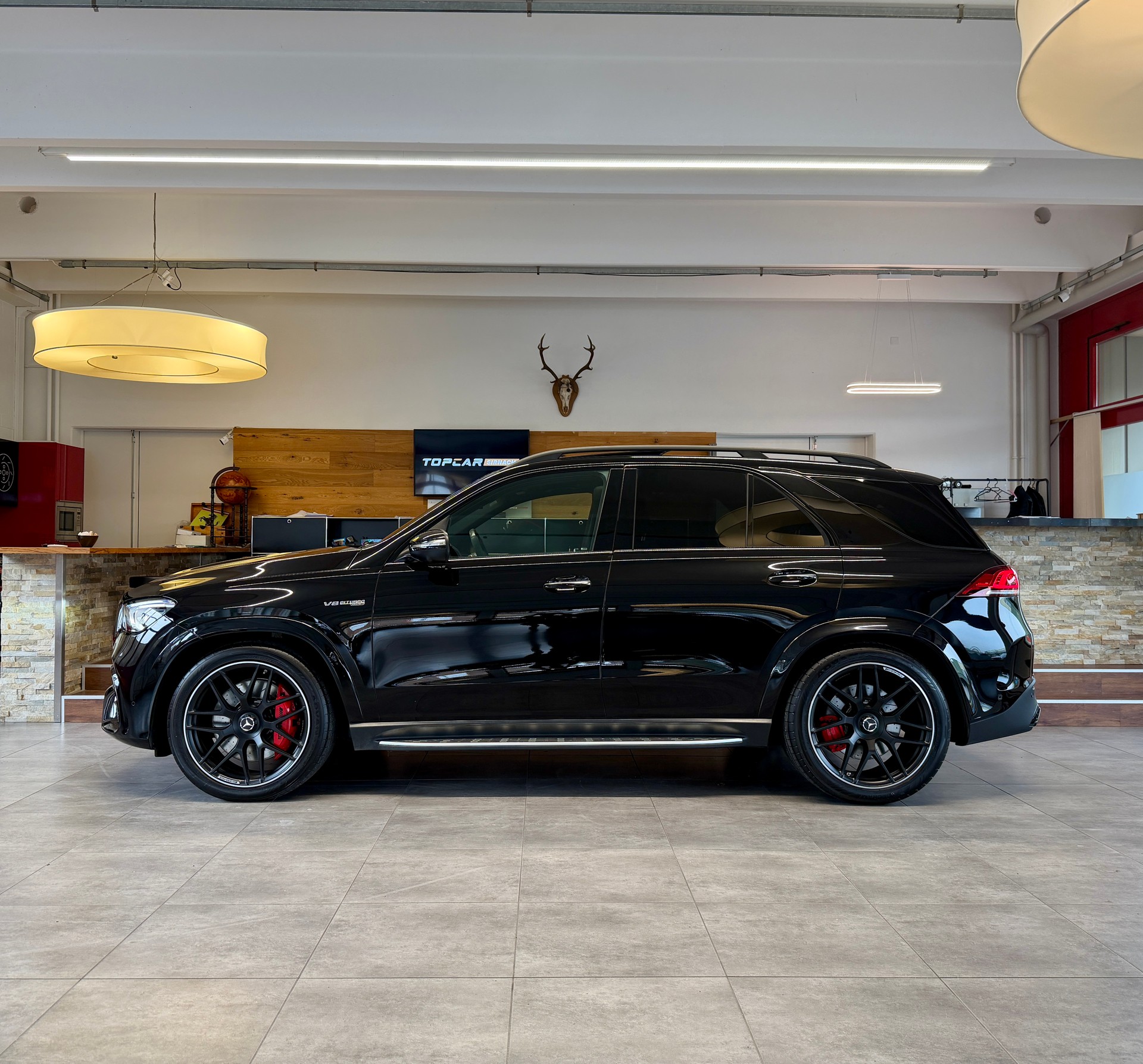 MERCEDES-BENZ GLE 63 S AMG 4Matic+ 9G-Speedshift-showroom-element-2