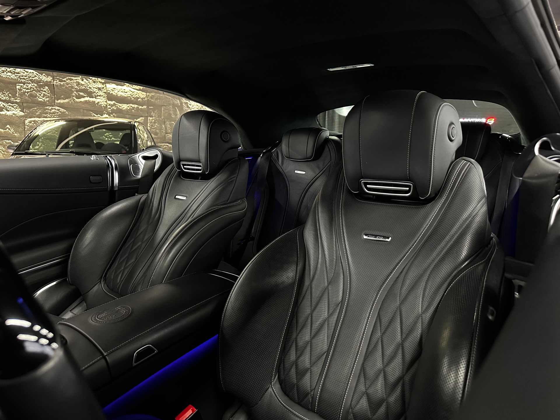 MERCEDES-BENZ S 63 AMG Cabriolet 4Matic Speedshift MCT AMG Driver's Package-image-6