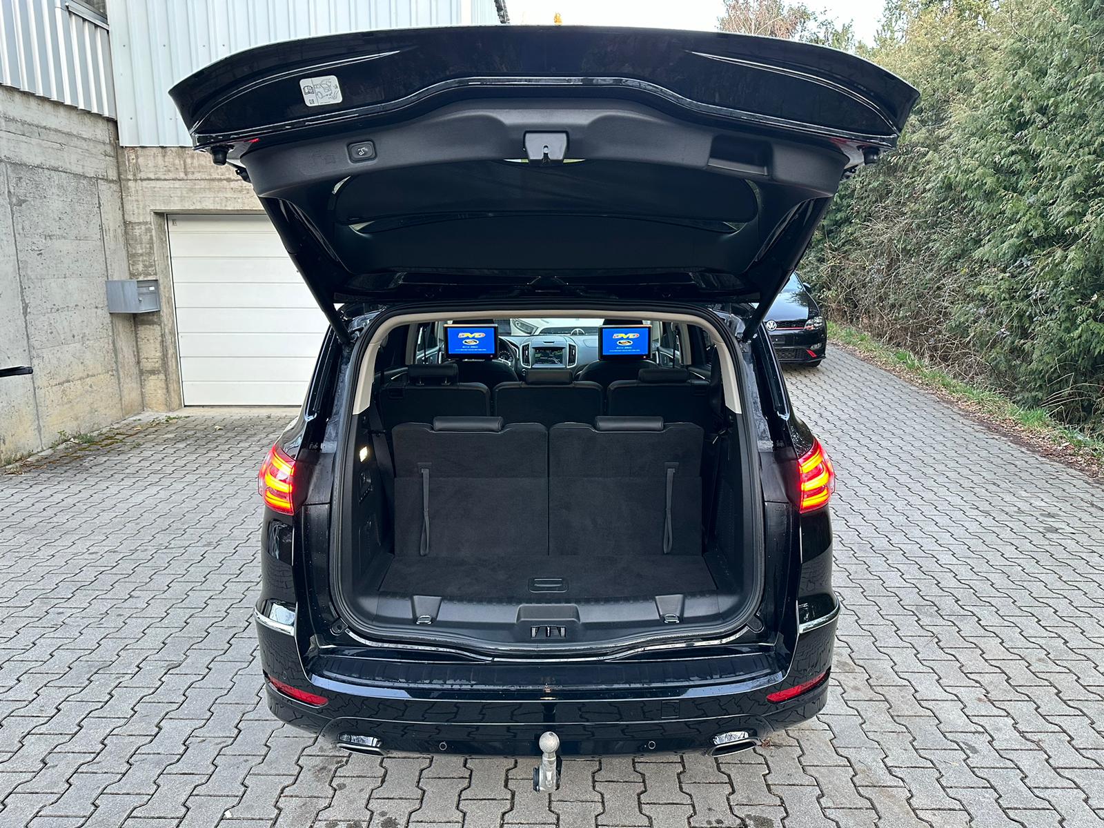 FORD S-Max 2.0 TDCi Vignale AWD Automatic-image-16