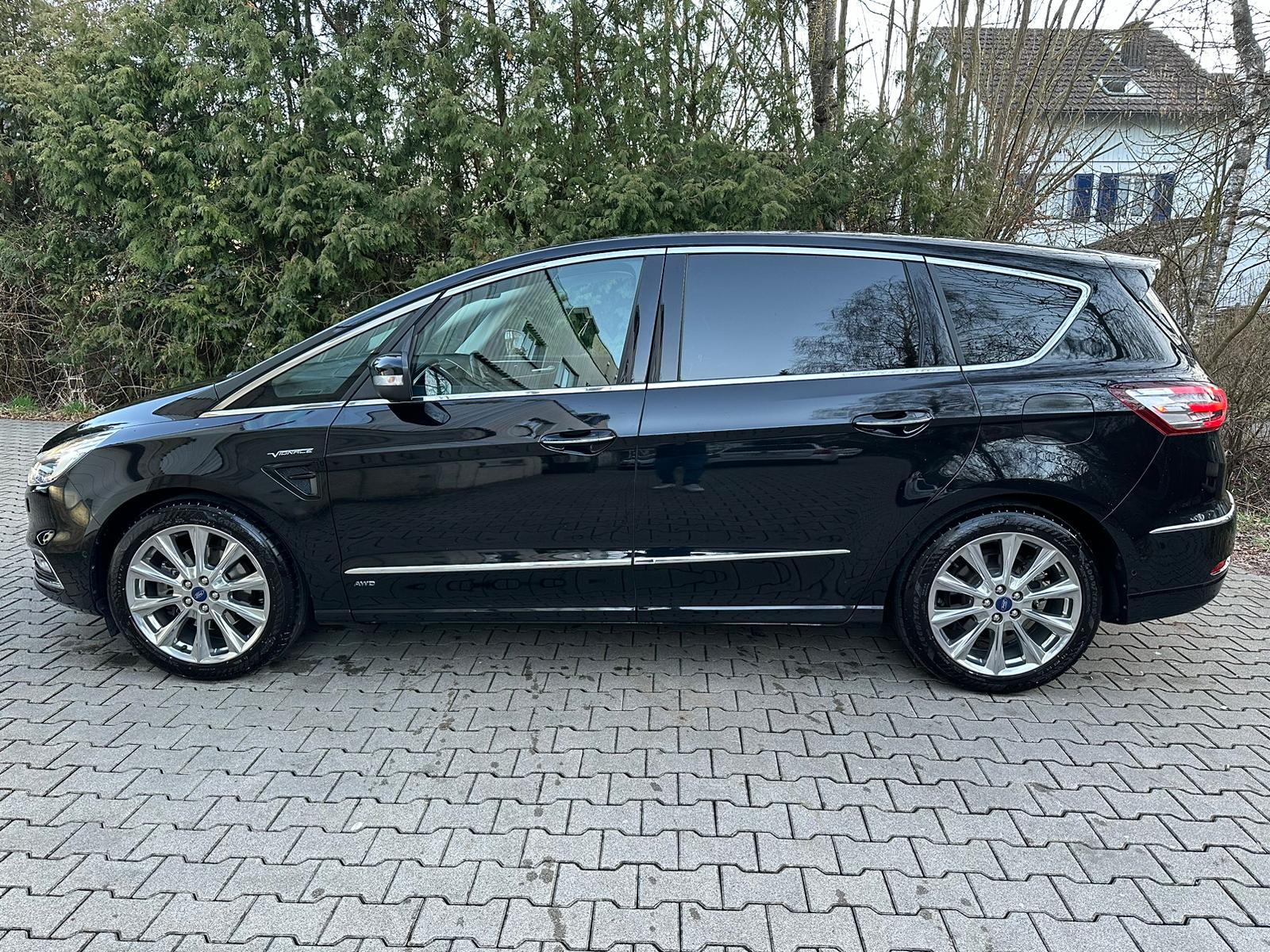 FORD S-Max 2.0 TDCi Vignale AWD Automatic-image-1