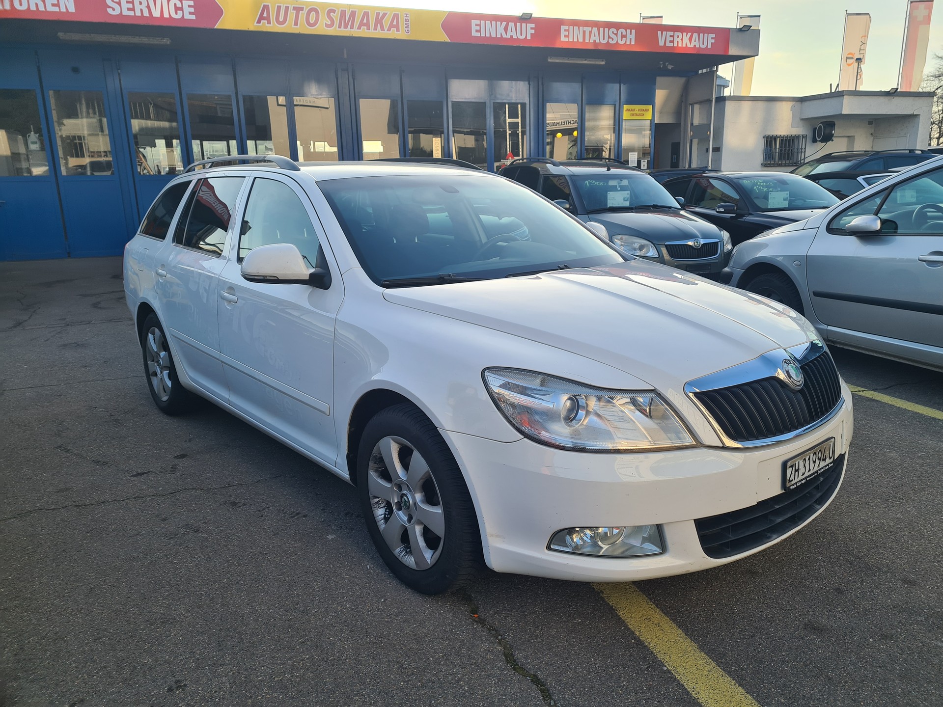 SKODA Octavia Combi 1.4 TSI Classic DSG-image-0