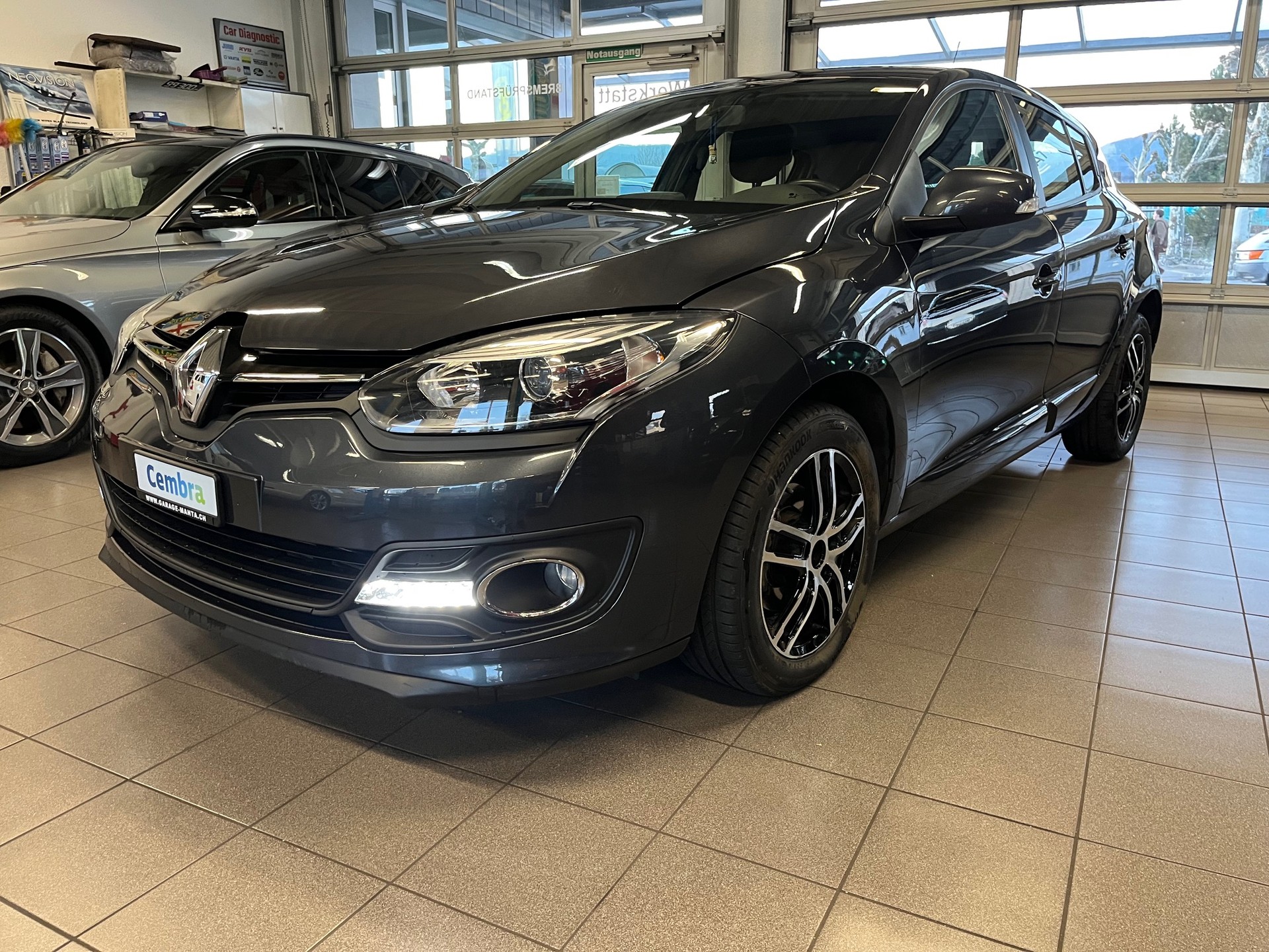 RENAULT Mégane 1.2 16V Turbo Expression-image-4