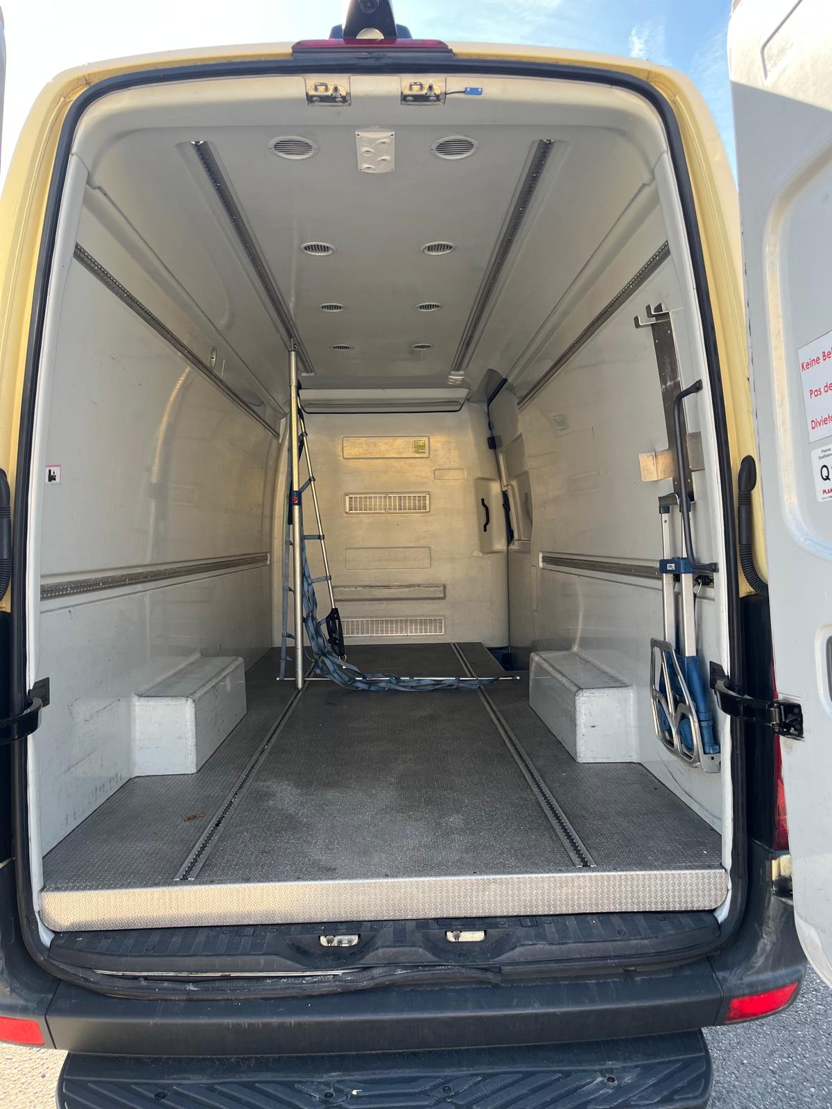 VW Crafter 35L 2.0 BiTDI CR-image-6