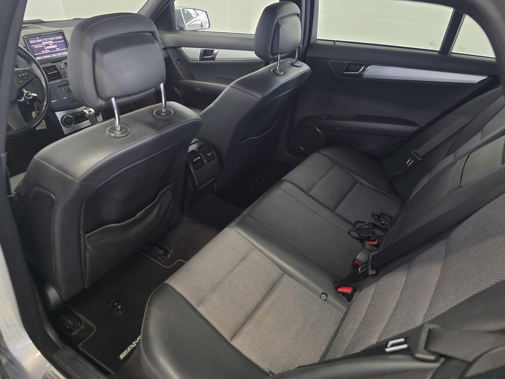 MERCEDES-BENZ C 250 CDI BlueEfficiency Avantgarde-image-14