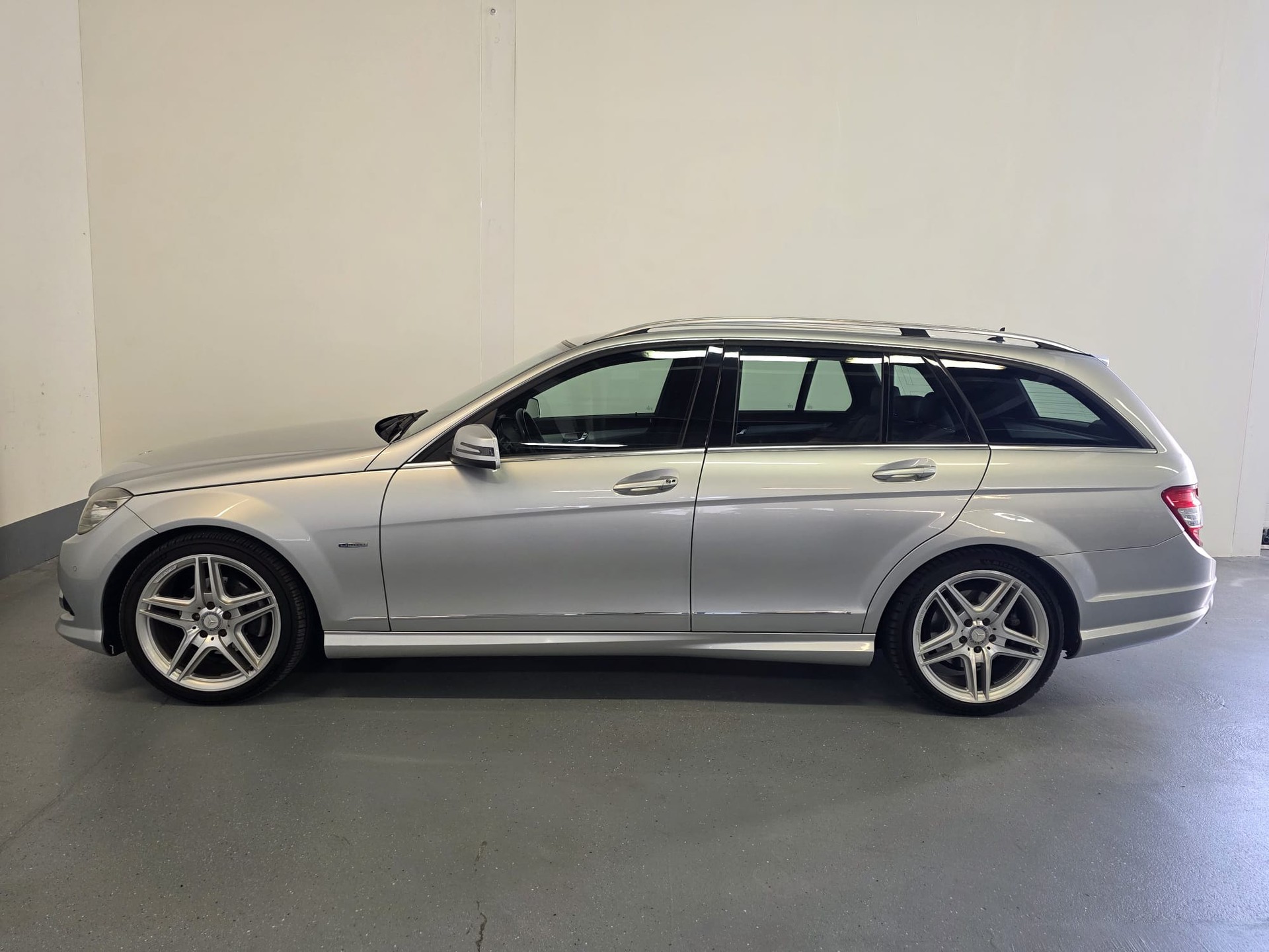 MERCEDES-BENZ C 250 CDI BlueEfficiency Avantgarde-image-6